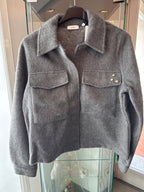 Kuscheljacke Yest mit Schmuckdetails