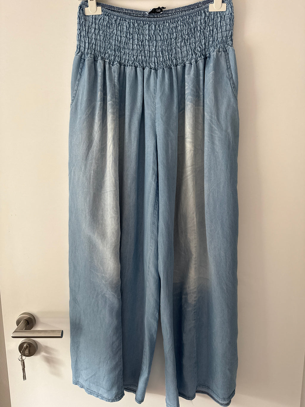 Weite Marlene Hose