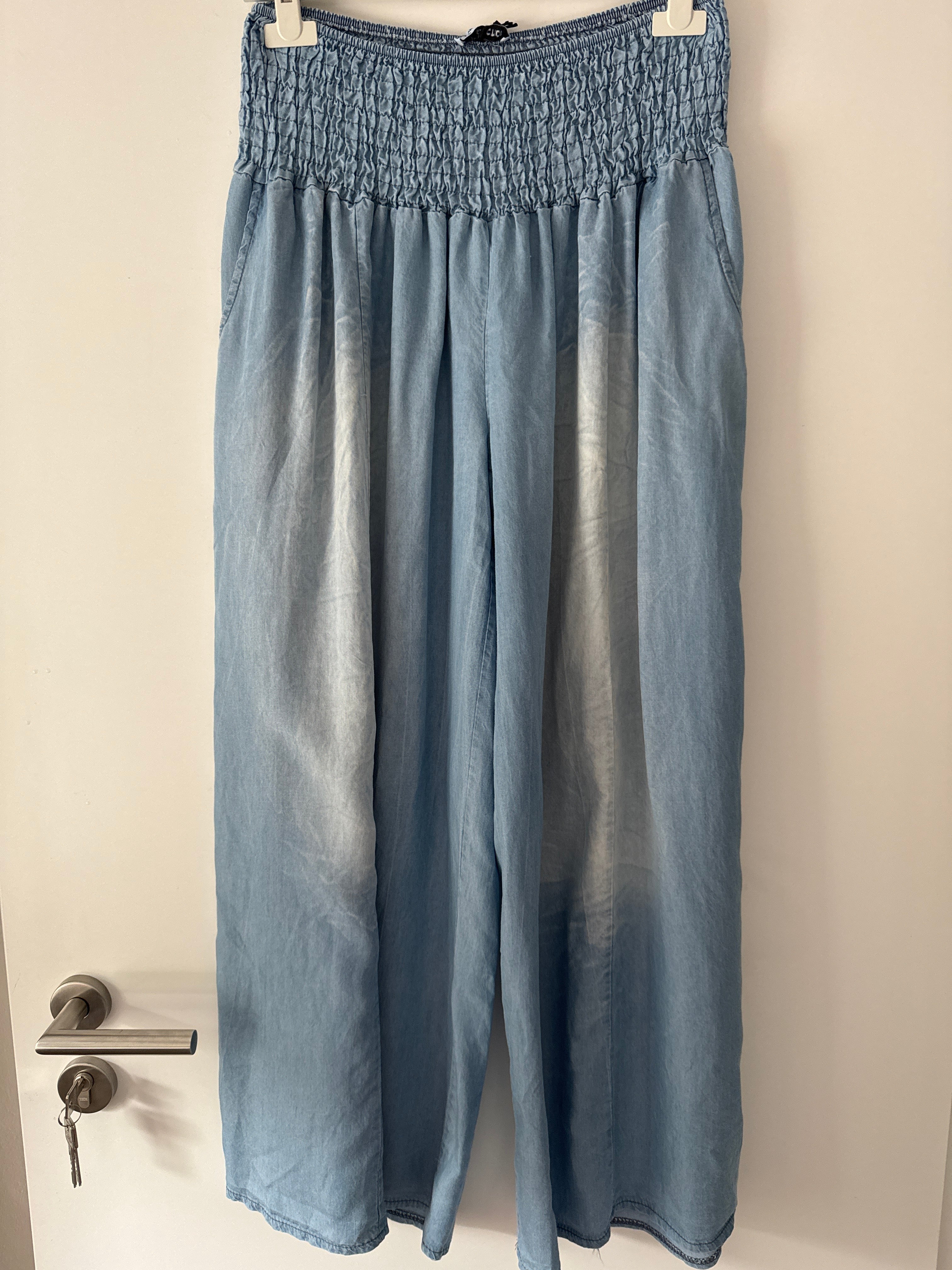 Weite Marlene Hose