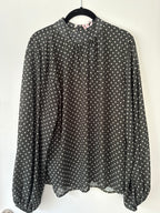 Pünktchenbluse