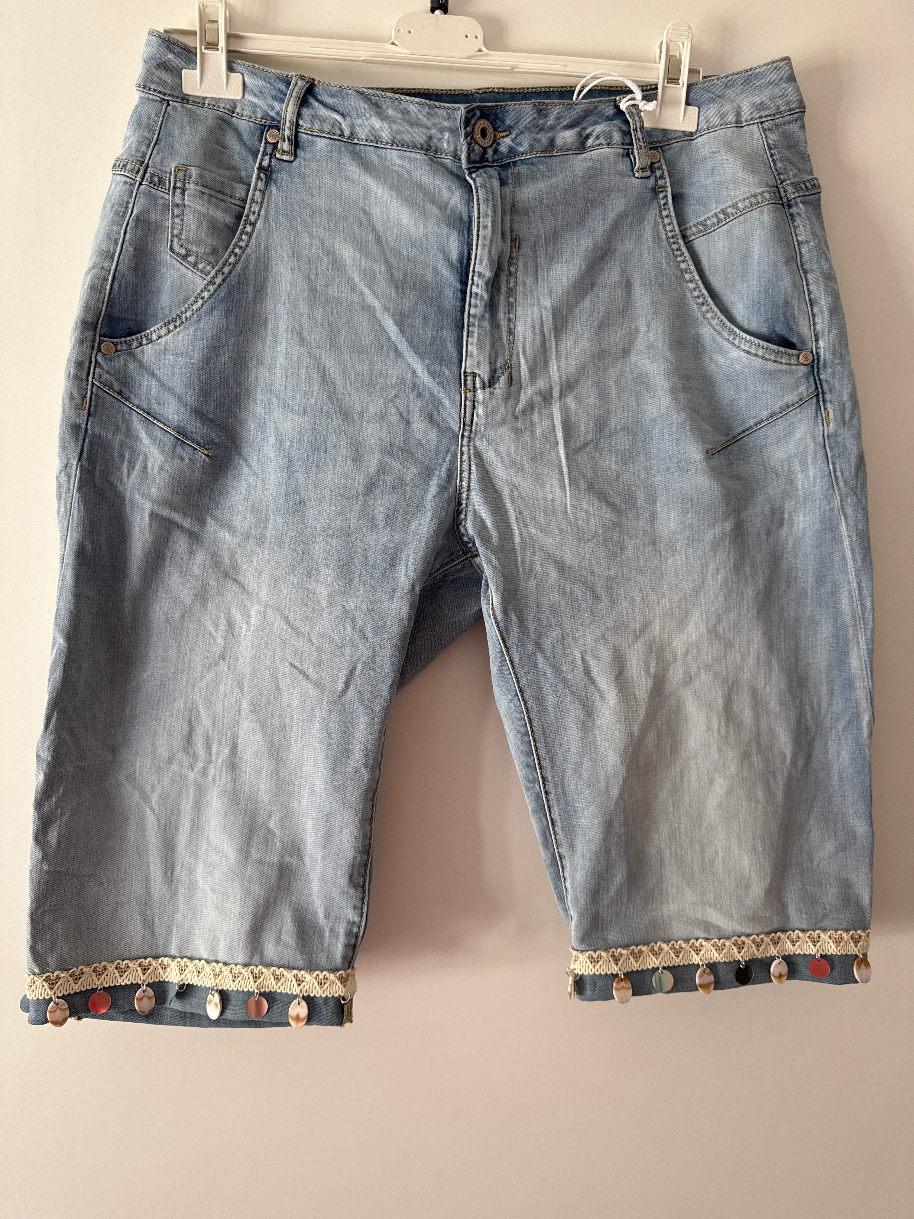 Jeansshort im Boho Look
