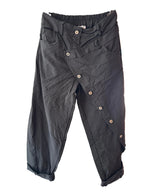 Baggy Jogpant mit schräger Knopfleiste