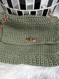 Stylische Häkeltasche mit Kettenriemen