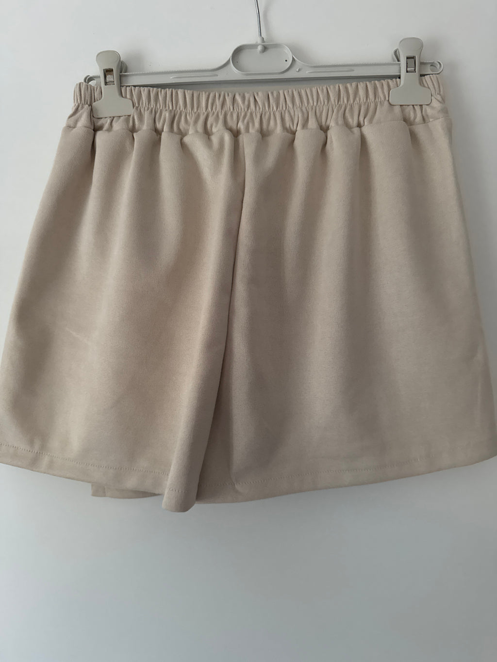Velouroptik Shorts