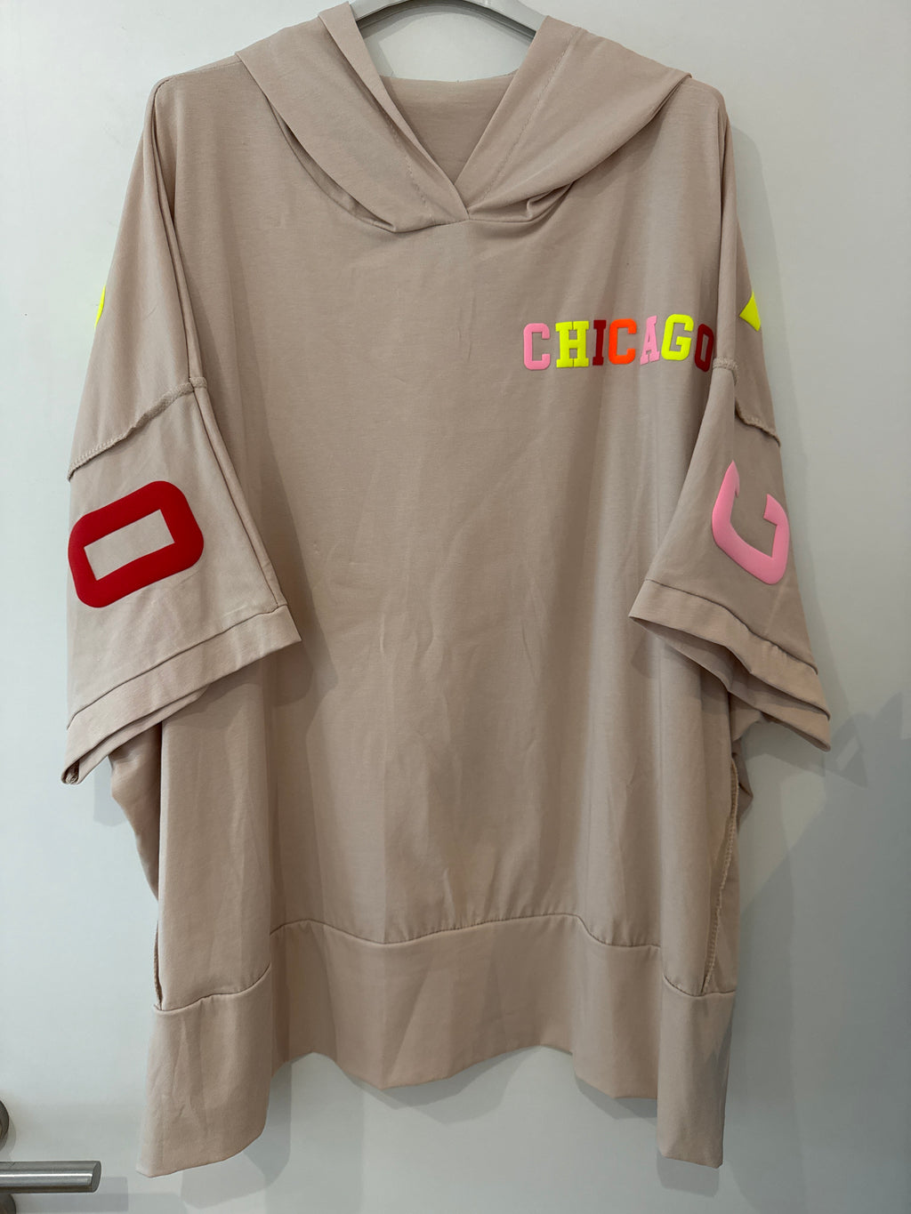 Curvy Hoody Shirt Chicago