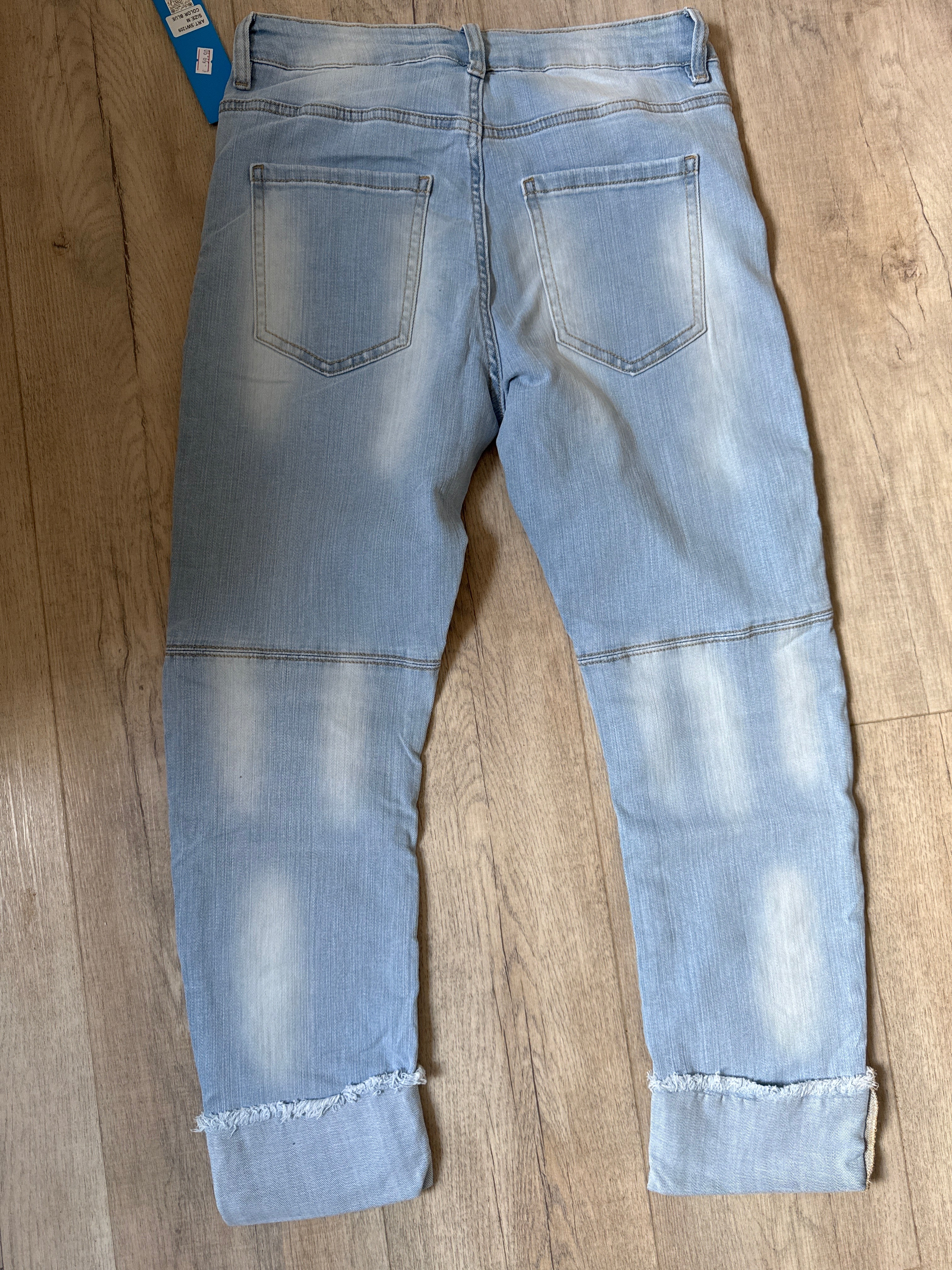 Statement Jeans mit Blumen