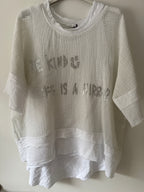 Cooles Lochshirt