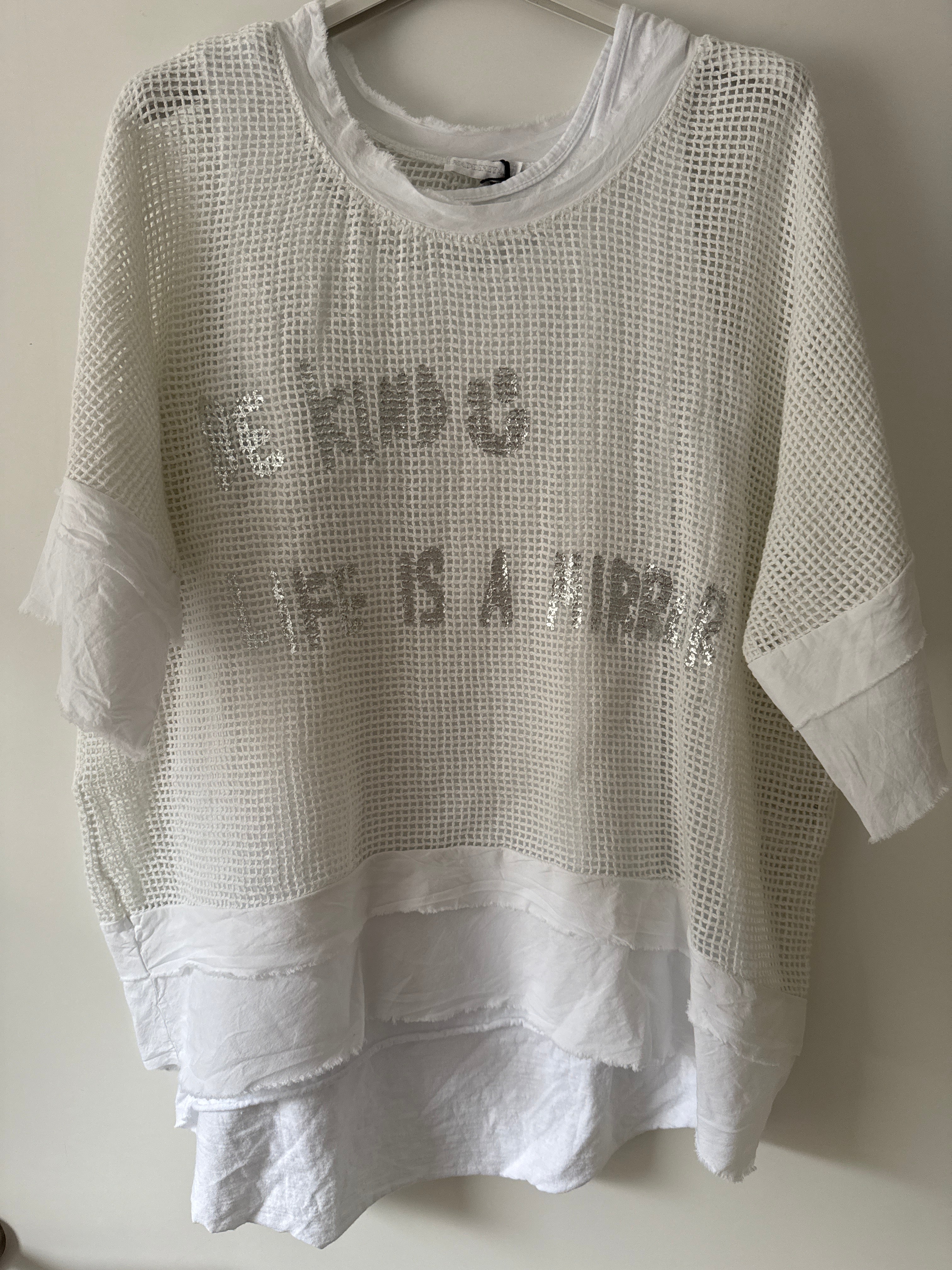 Cooles Lochshirt