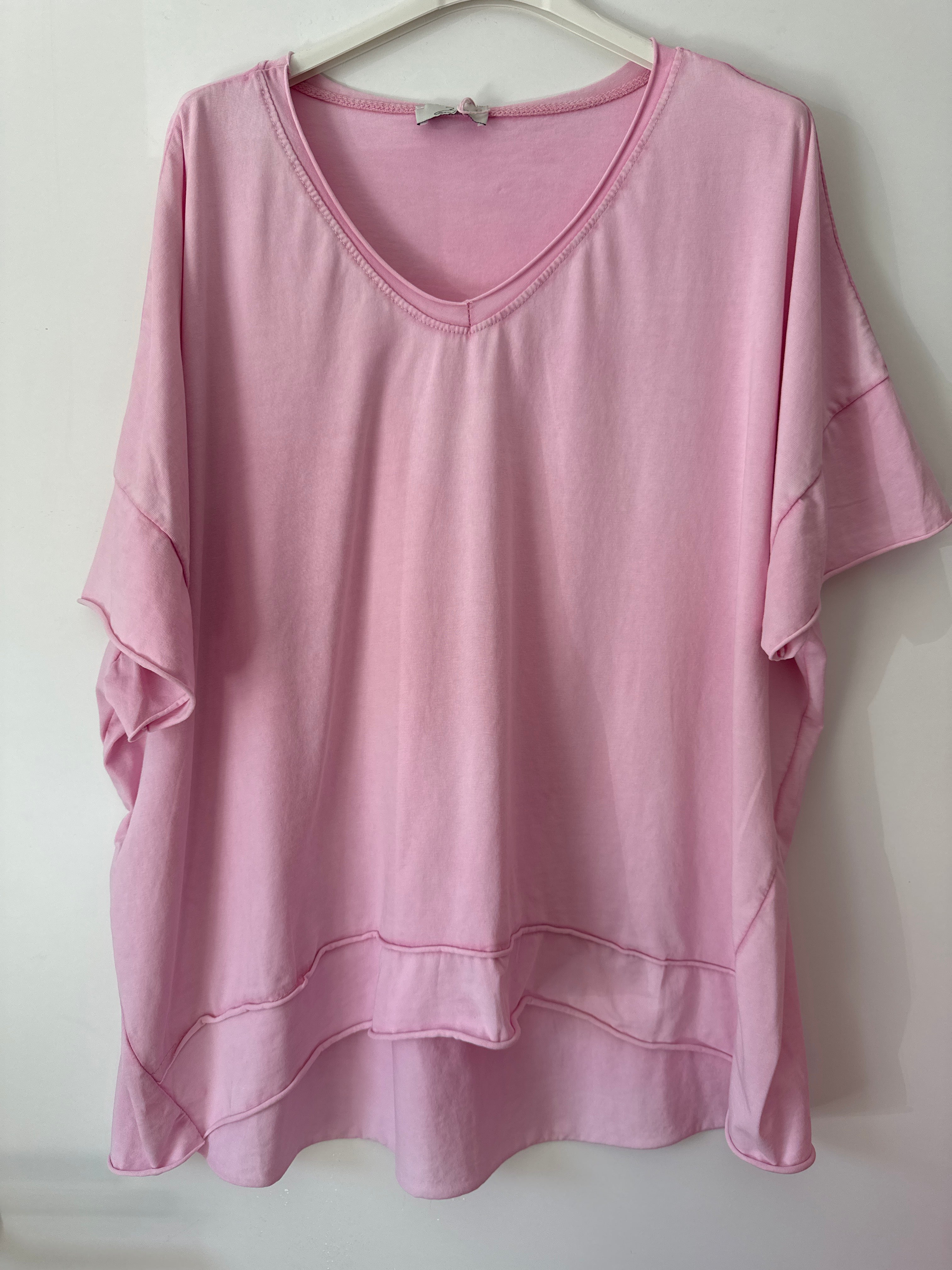 T Shirt mit V Ausschnitt