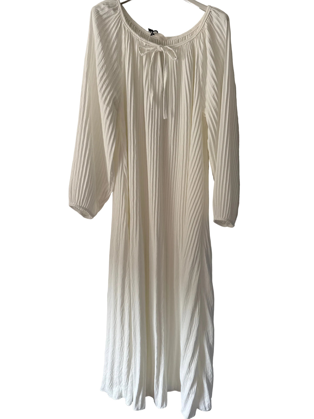 Oversize  Plisseekleid