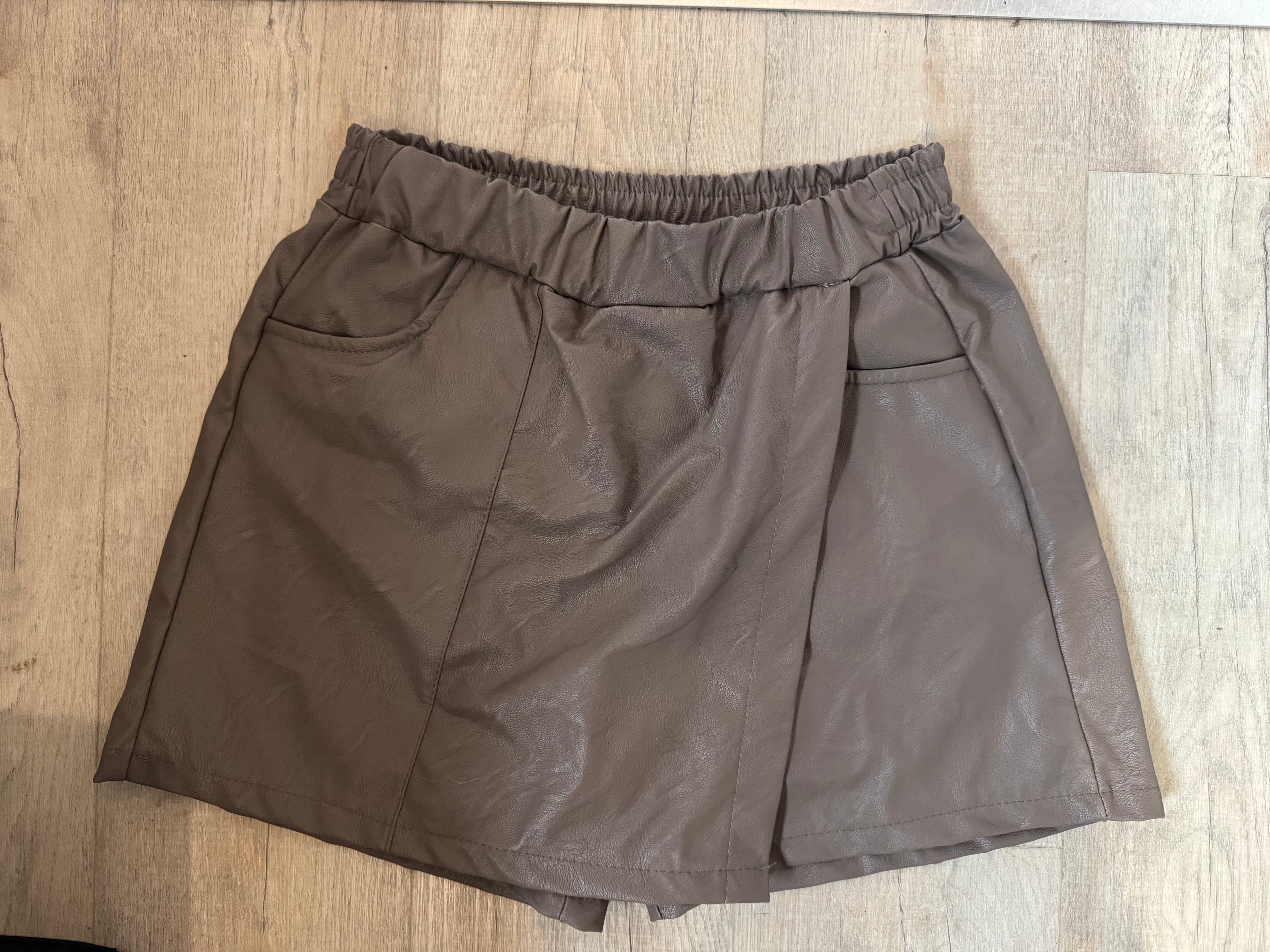 Lederoptikshorts