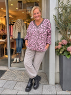 Leo Love – Wollmix-Pullover mit V-Ausschnitt
