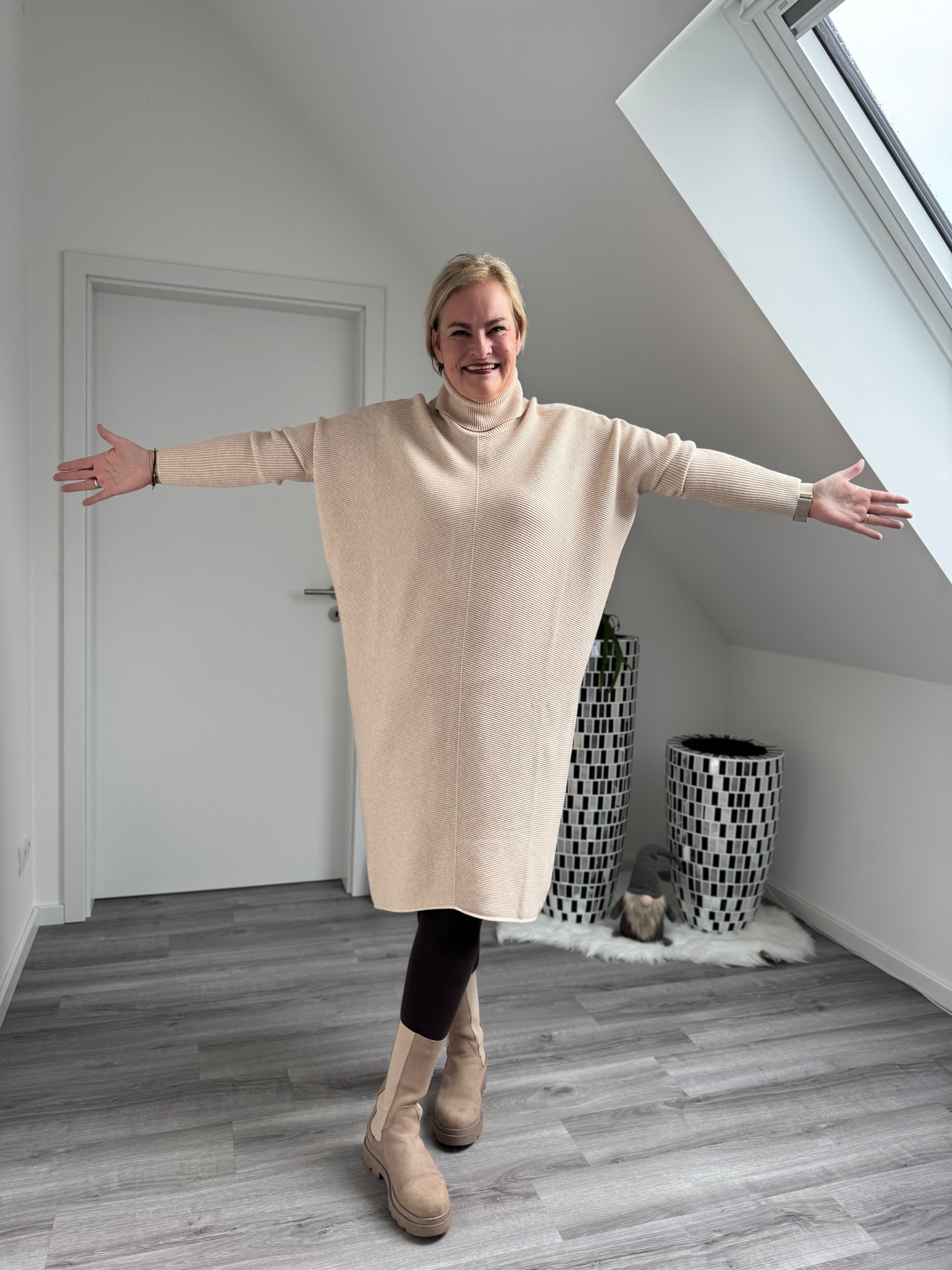 Oversize Strickkleid