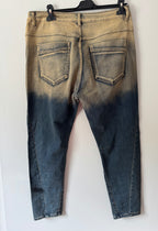 Leo Glam Jeans – Statement Denim mit Glitzersteinen