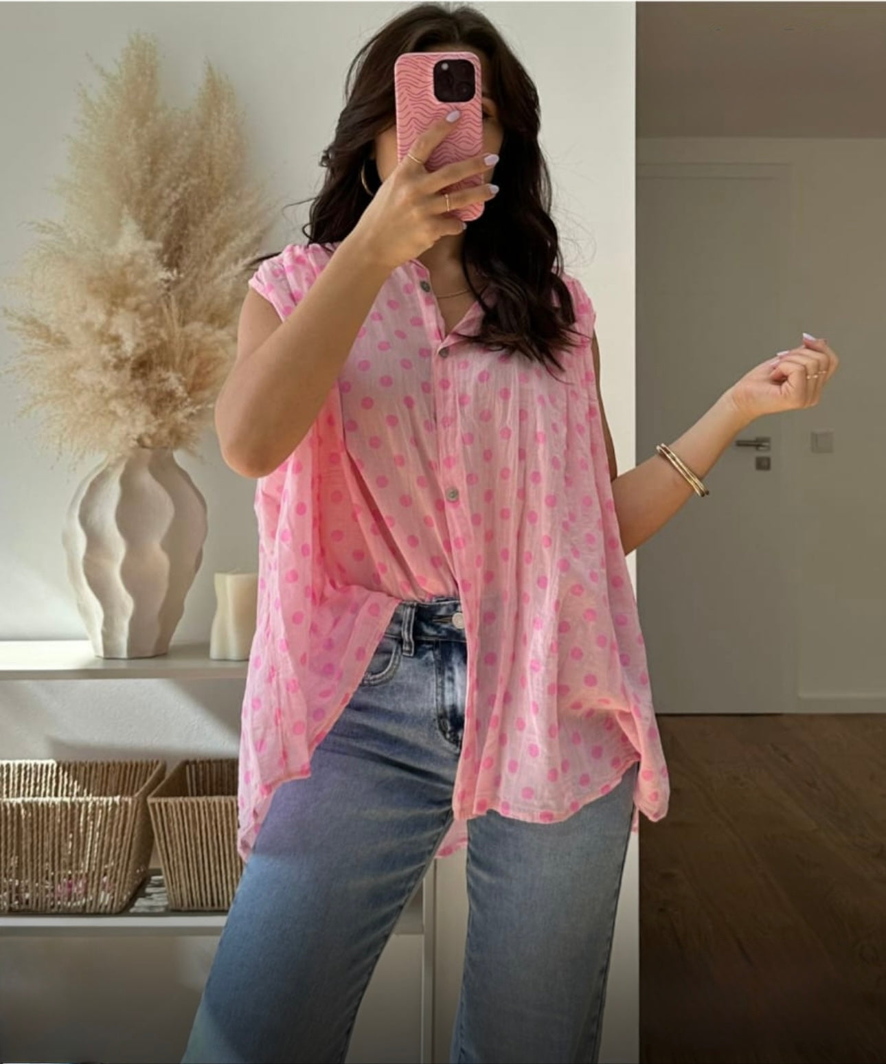 Ärmellose Baumwollbluse mit Punkte