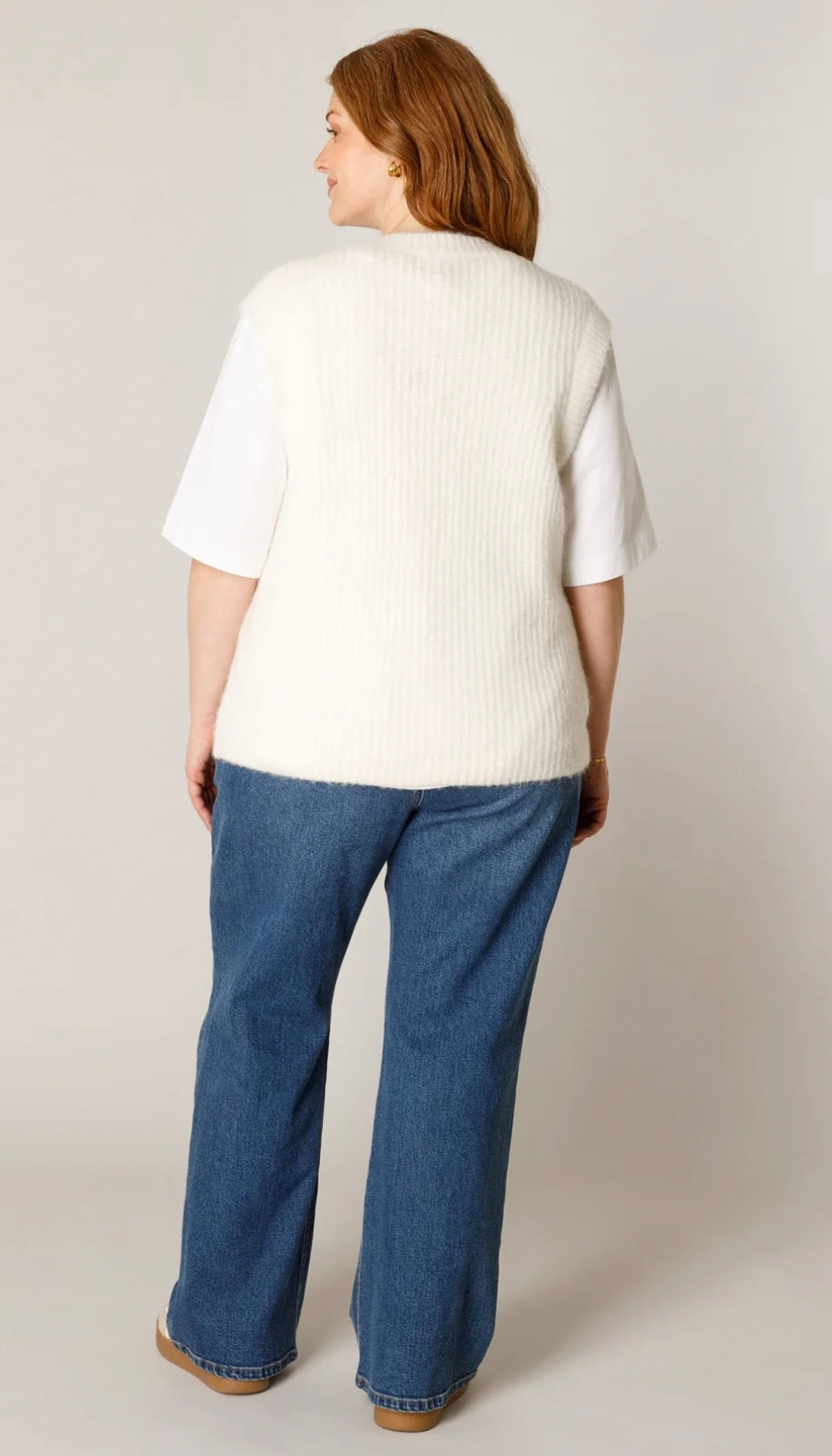 Ärmellose Strickweste base Level curvy