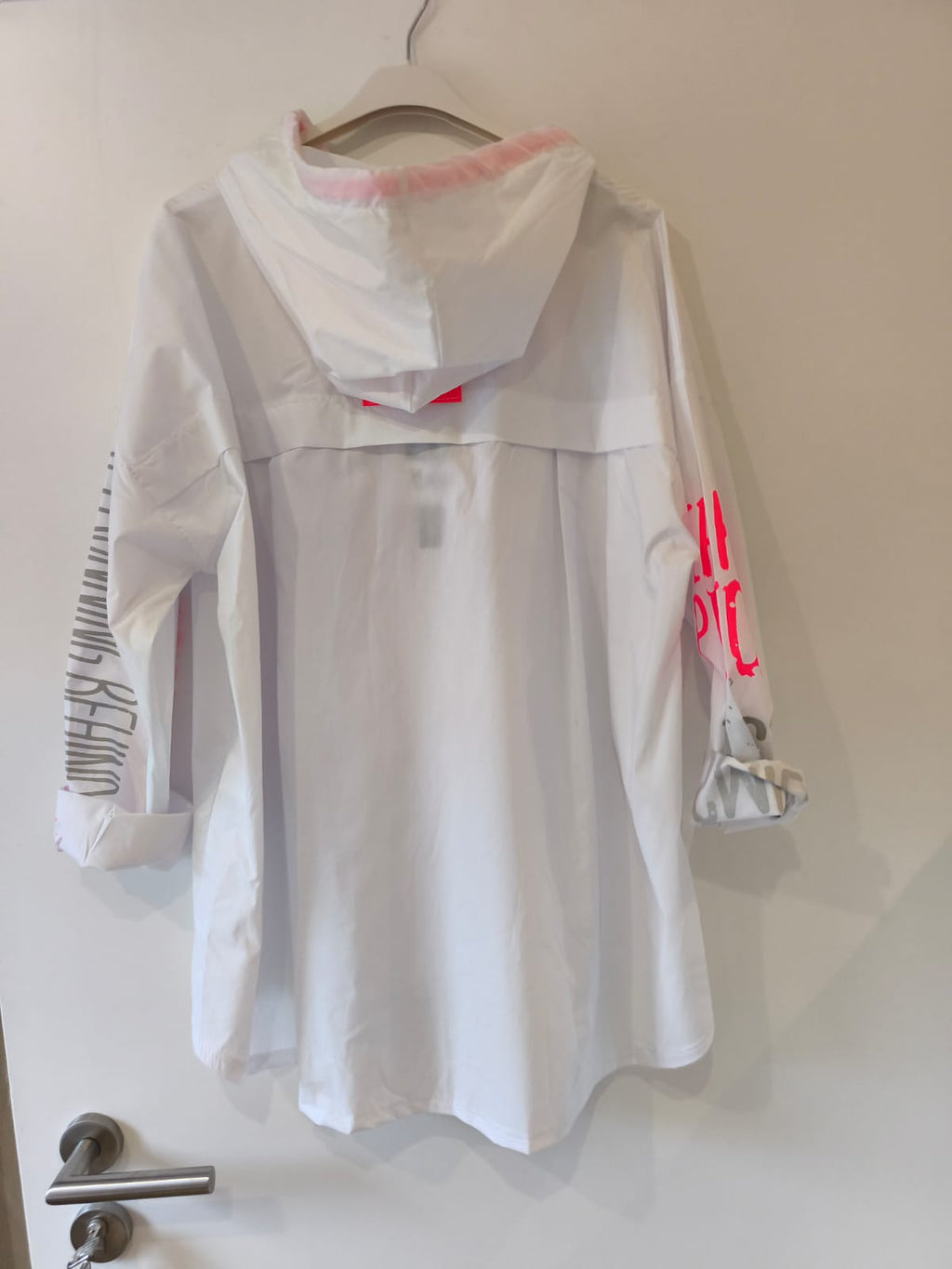 Kaputzenbluse mit Print
