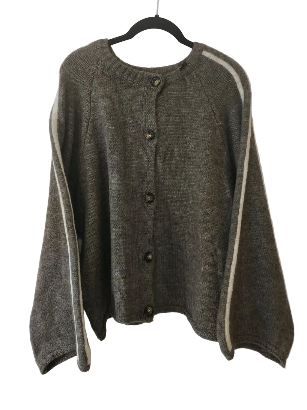 Strickjacke mit Kontraststreifen