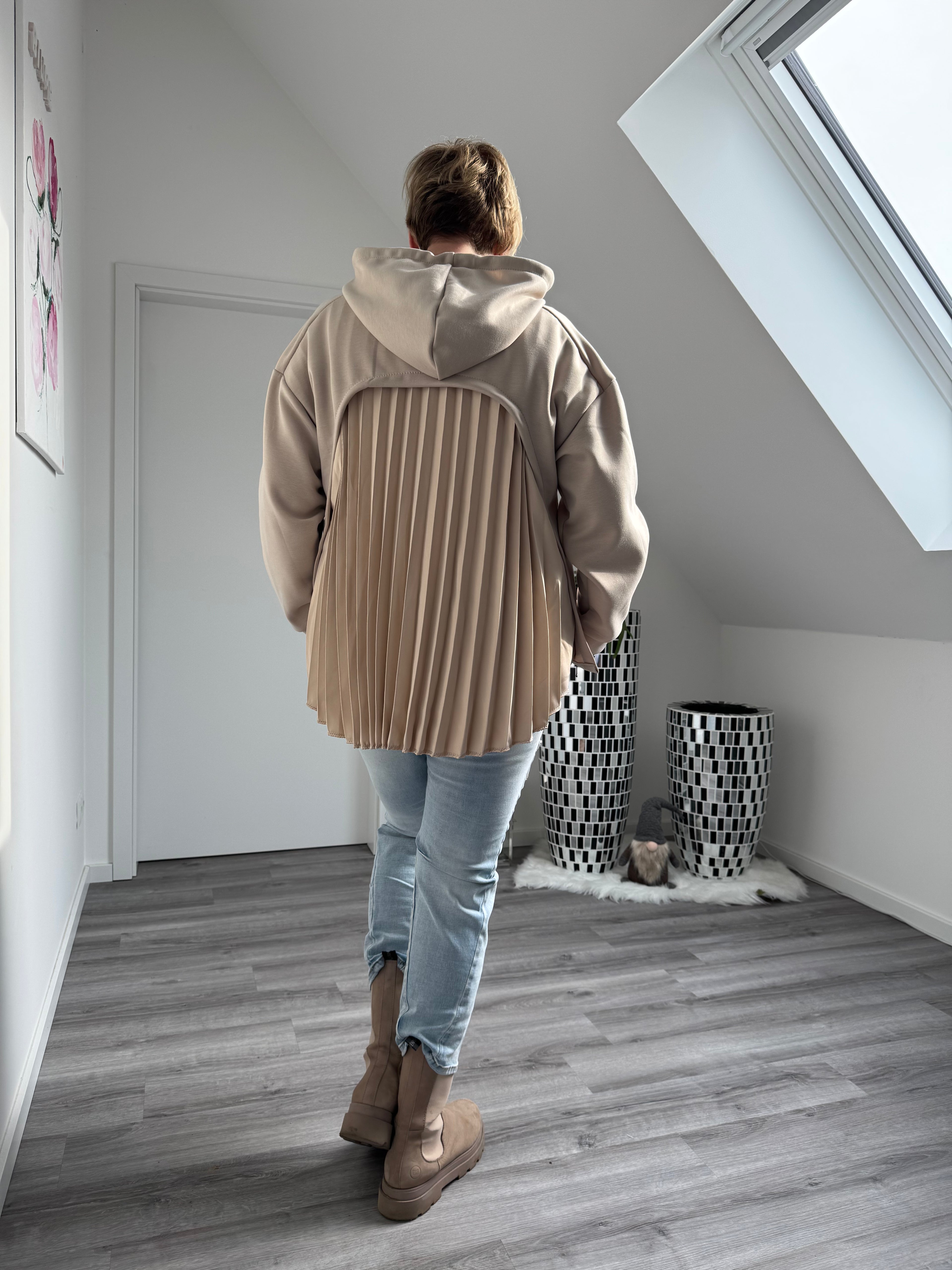 Ausgefallener Plisseehoody