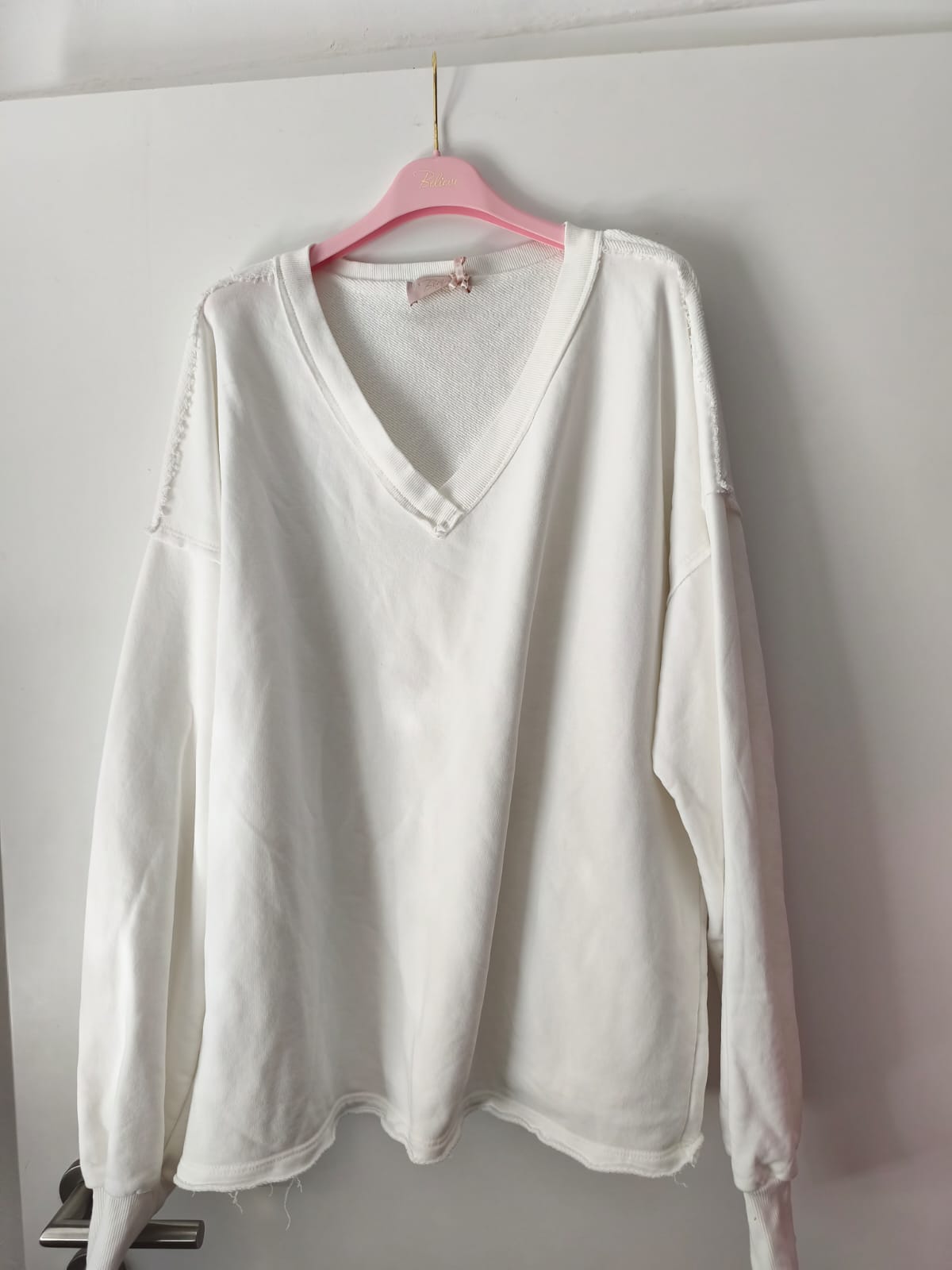 Sweatshirt mit V Ausschnitt