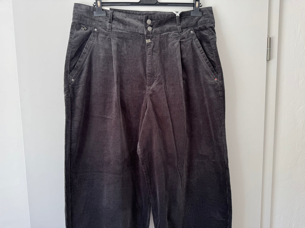 Cord Barrel Jeans Timezone