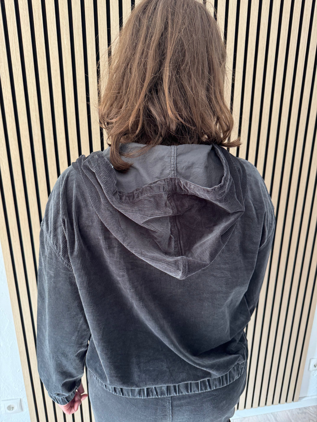 Cordjacke Timezone