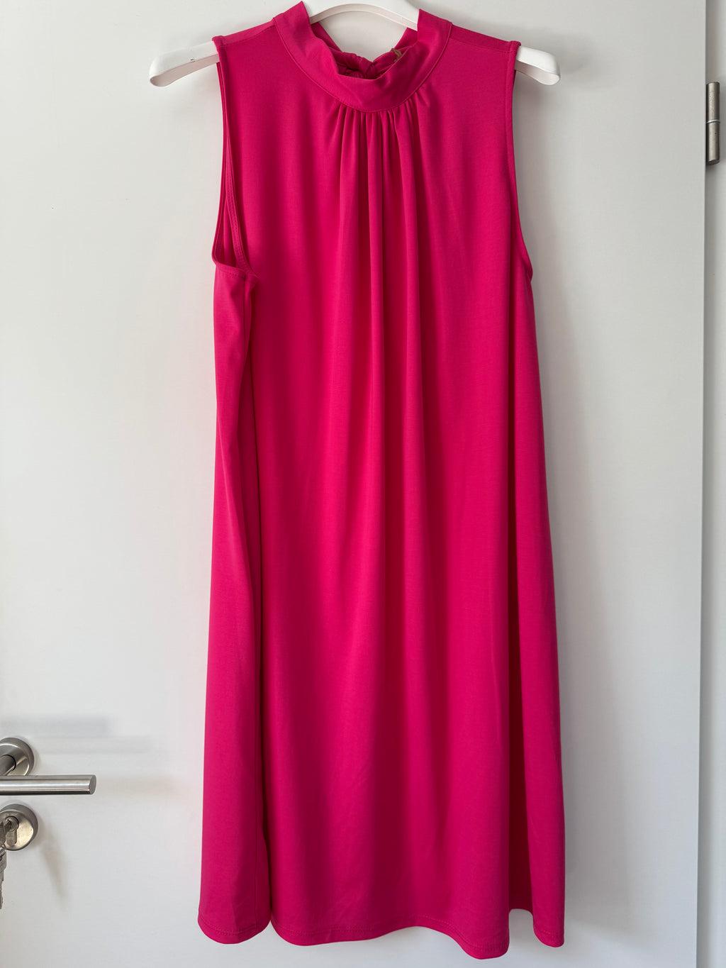 Neckholder Kleid