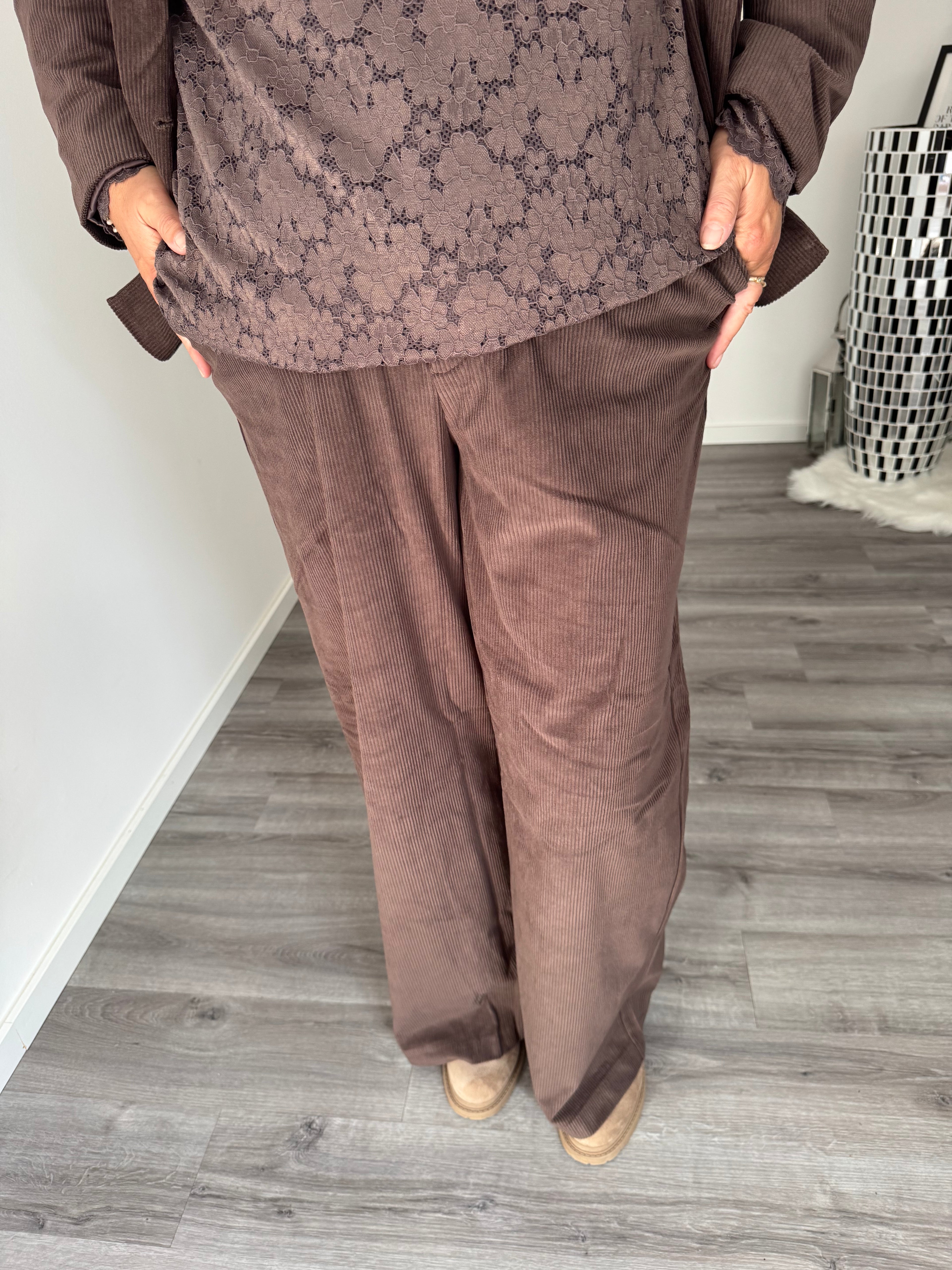 Cord Marlene Hose Yest und Yest curv