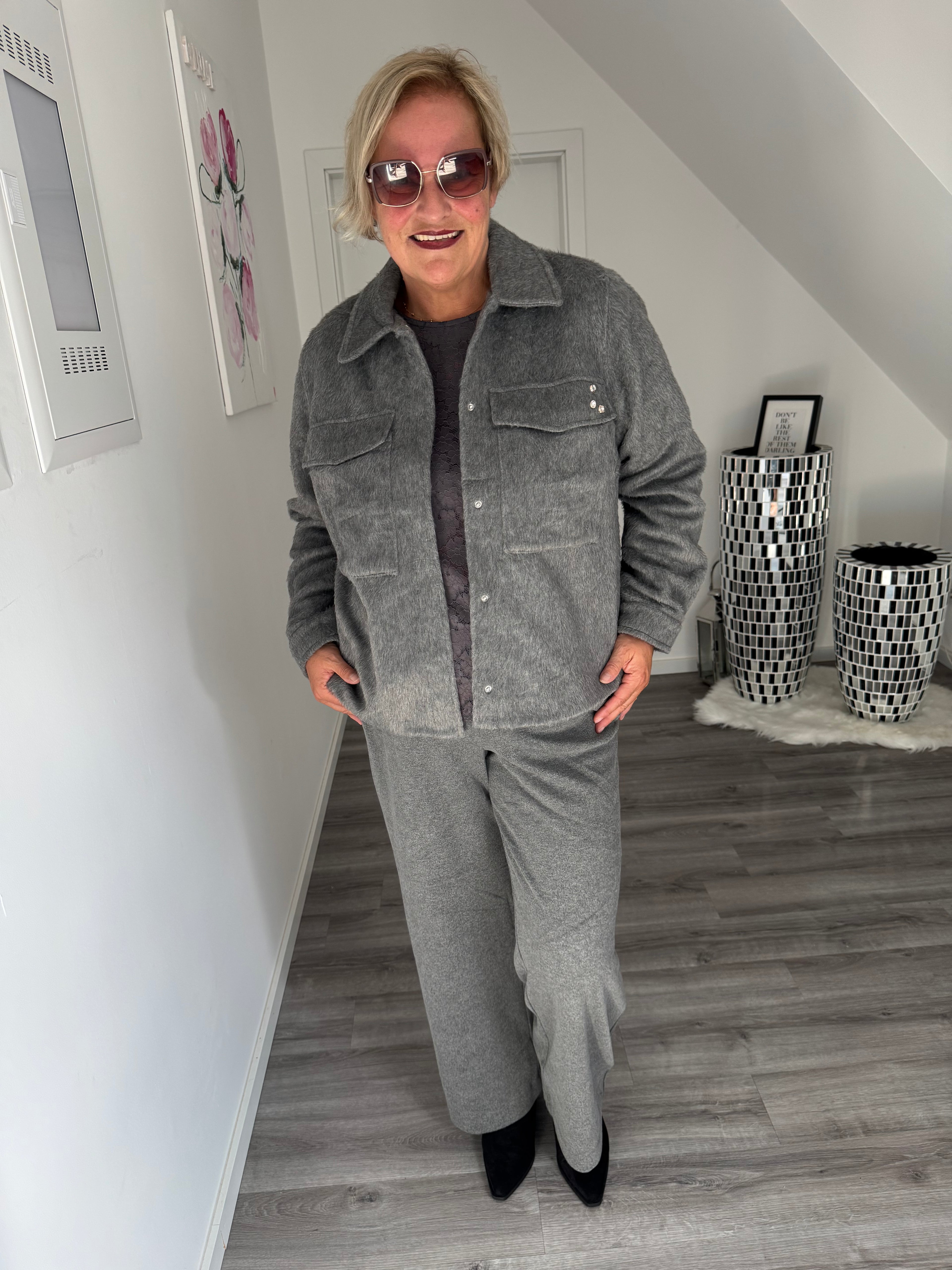 Kuscheljacke Yest mit Schmuckdetails