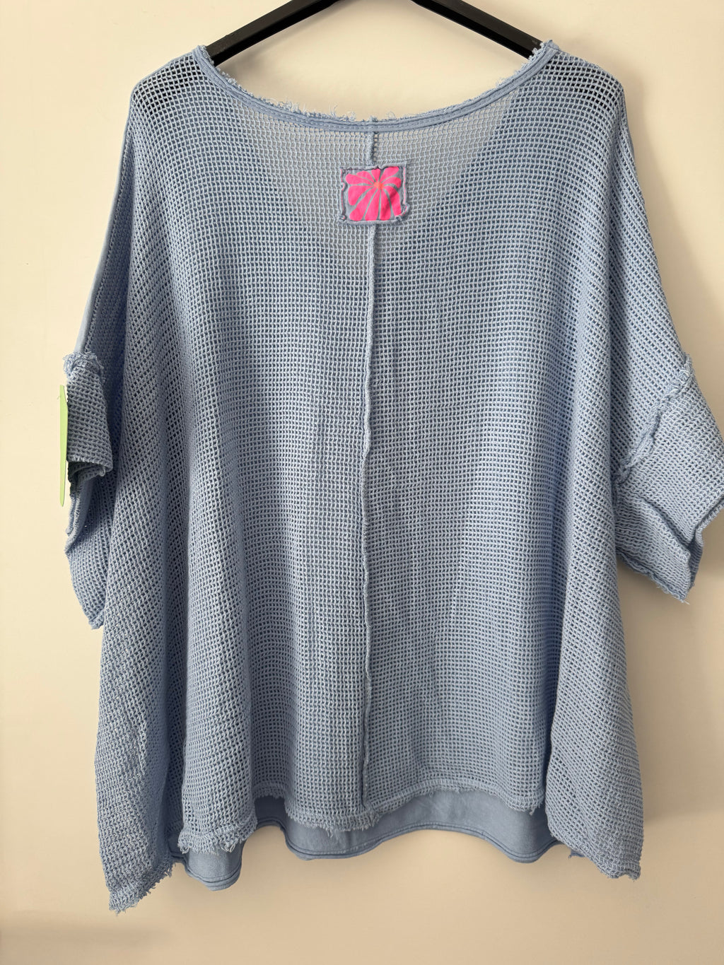 T Shirt mit V Ausschnitt
