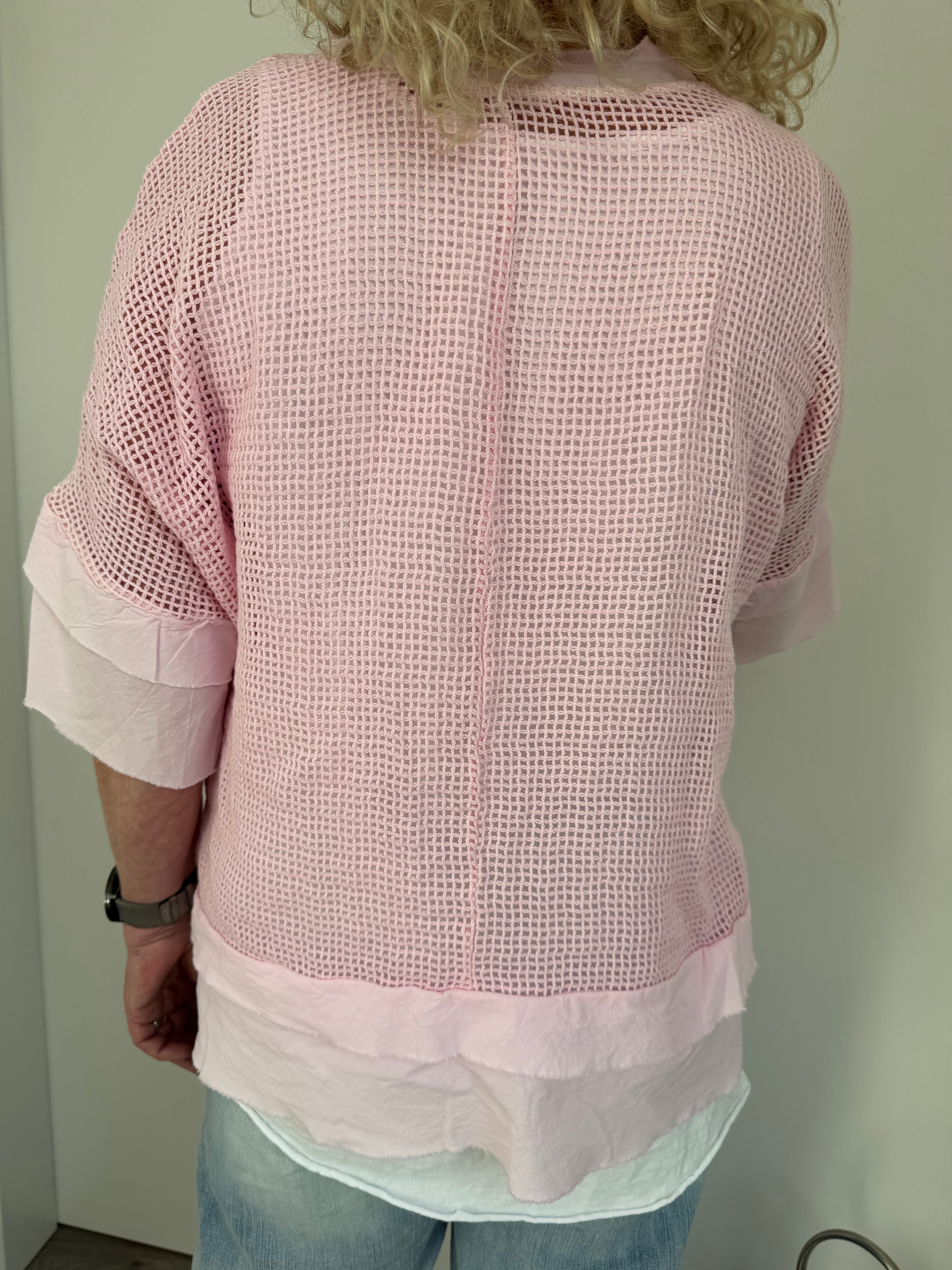 Cooles Lochshirt
