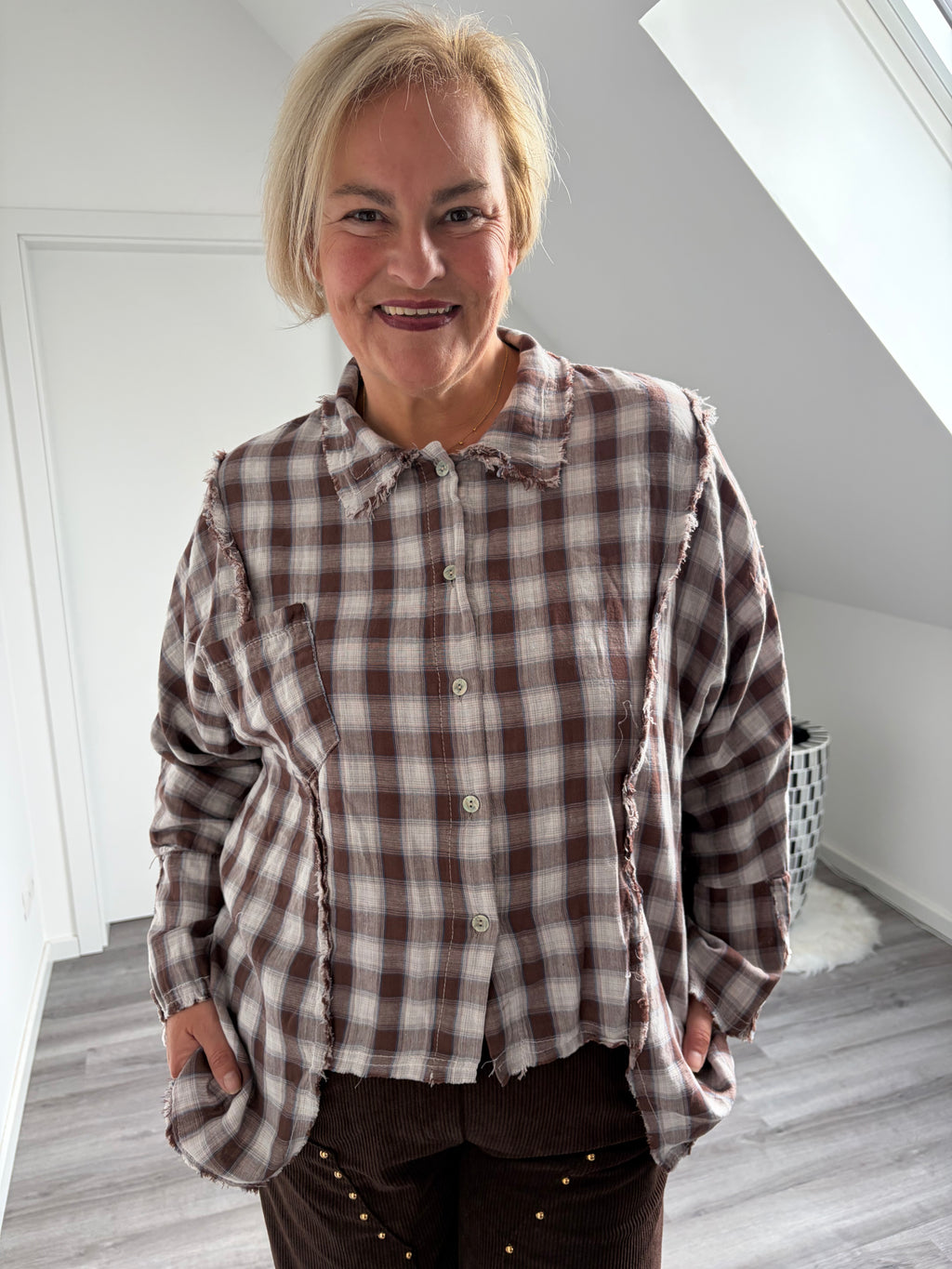 Oversize Karo Hemd mit Fransen