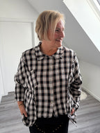 Oversize Karo Hemd mit Fransen