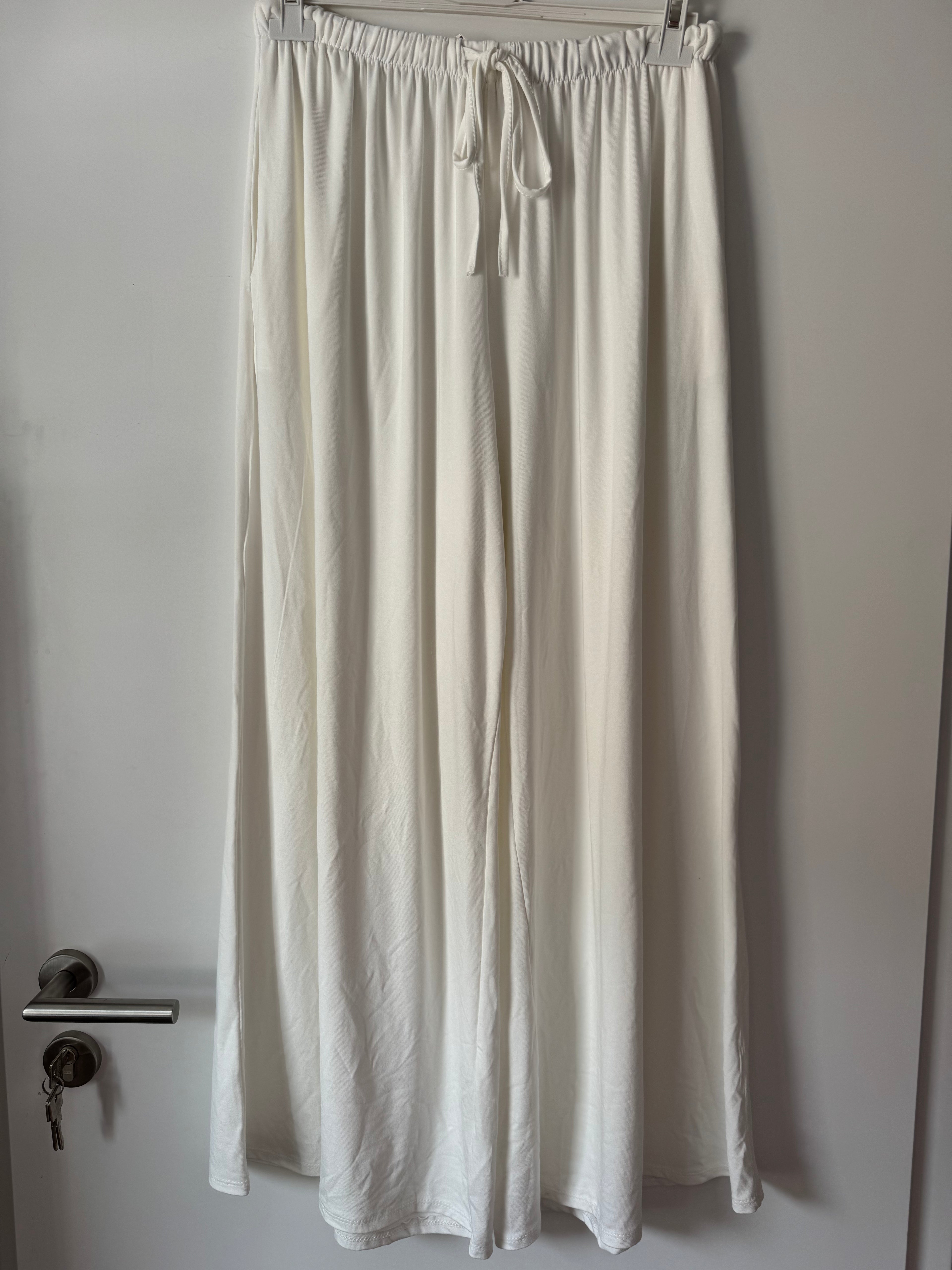 Weite Viskose Schlupfhose