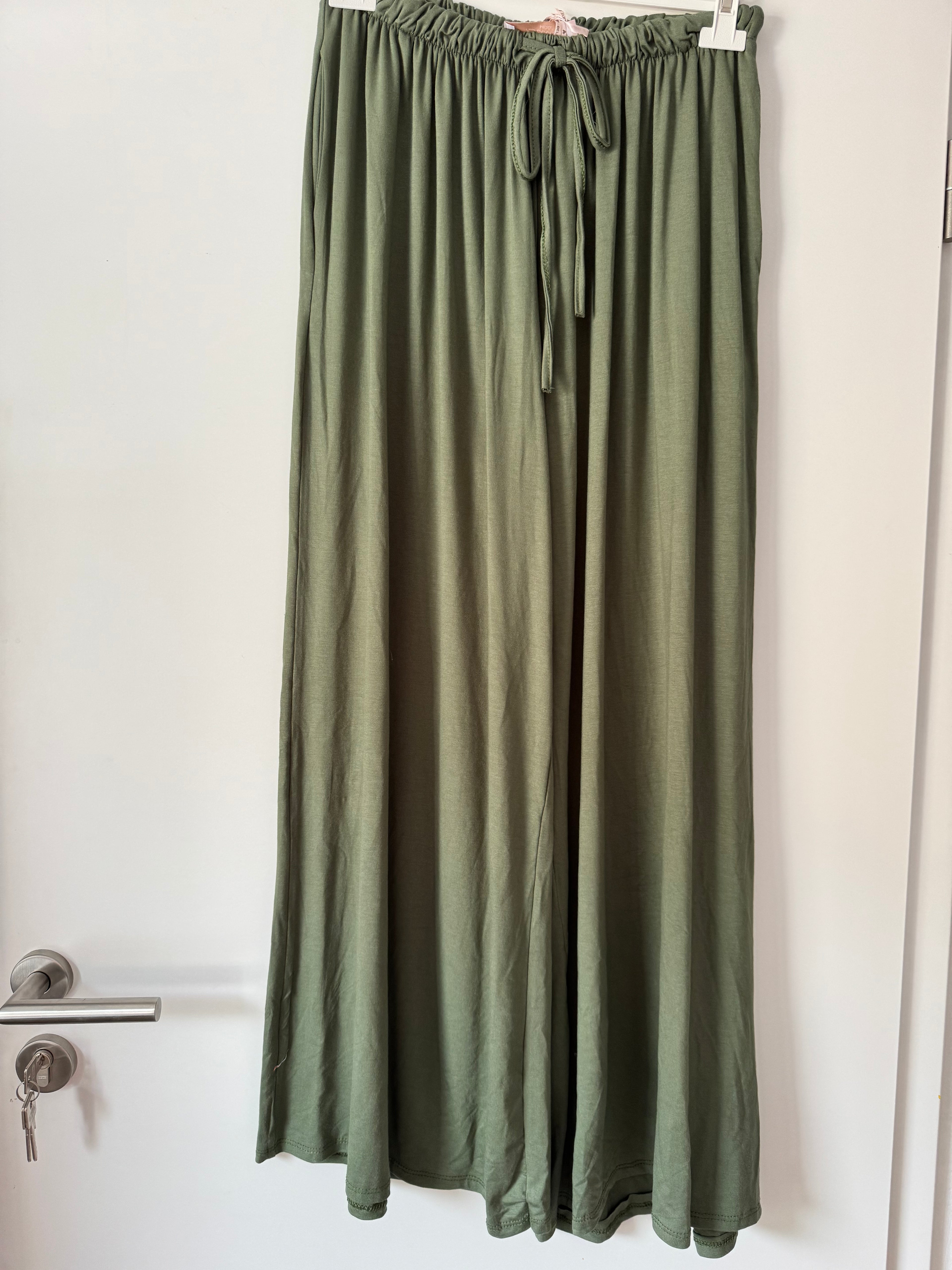 Weite Viskose Schlupfhose