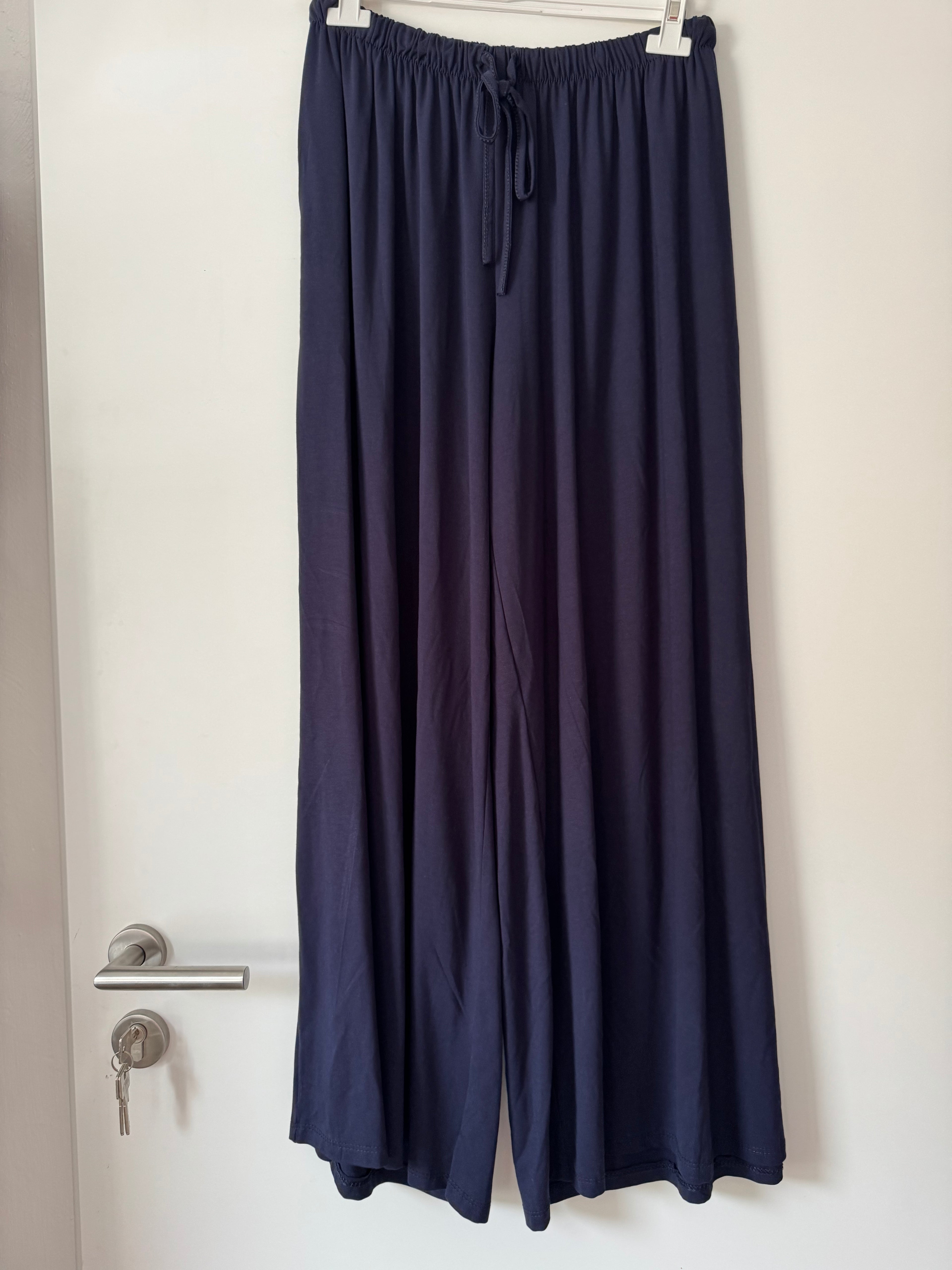 Weite Viskose Schlupfhose