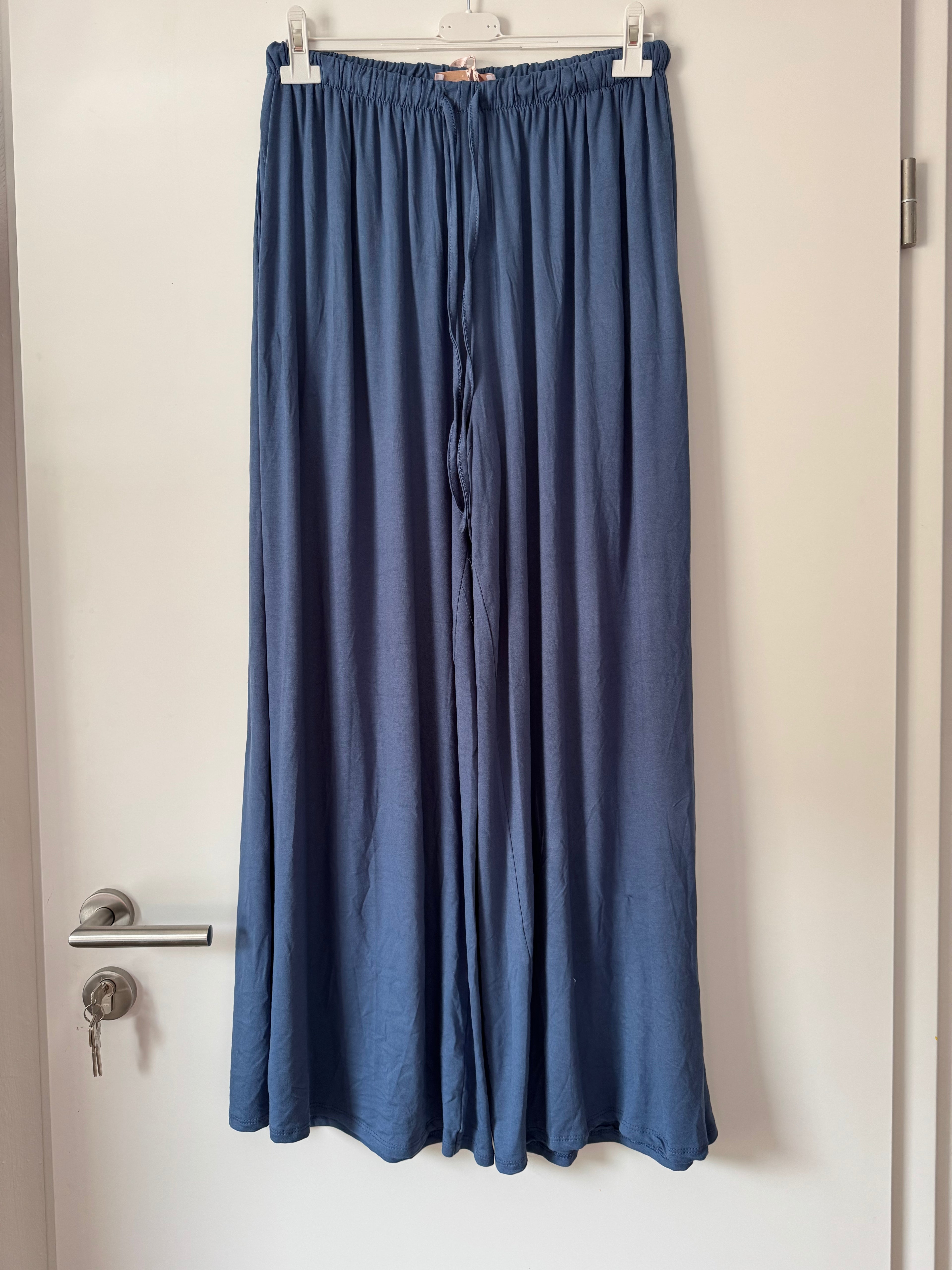 Weite Viskose Schlupfhose