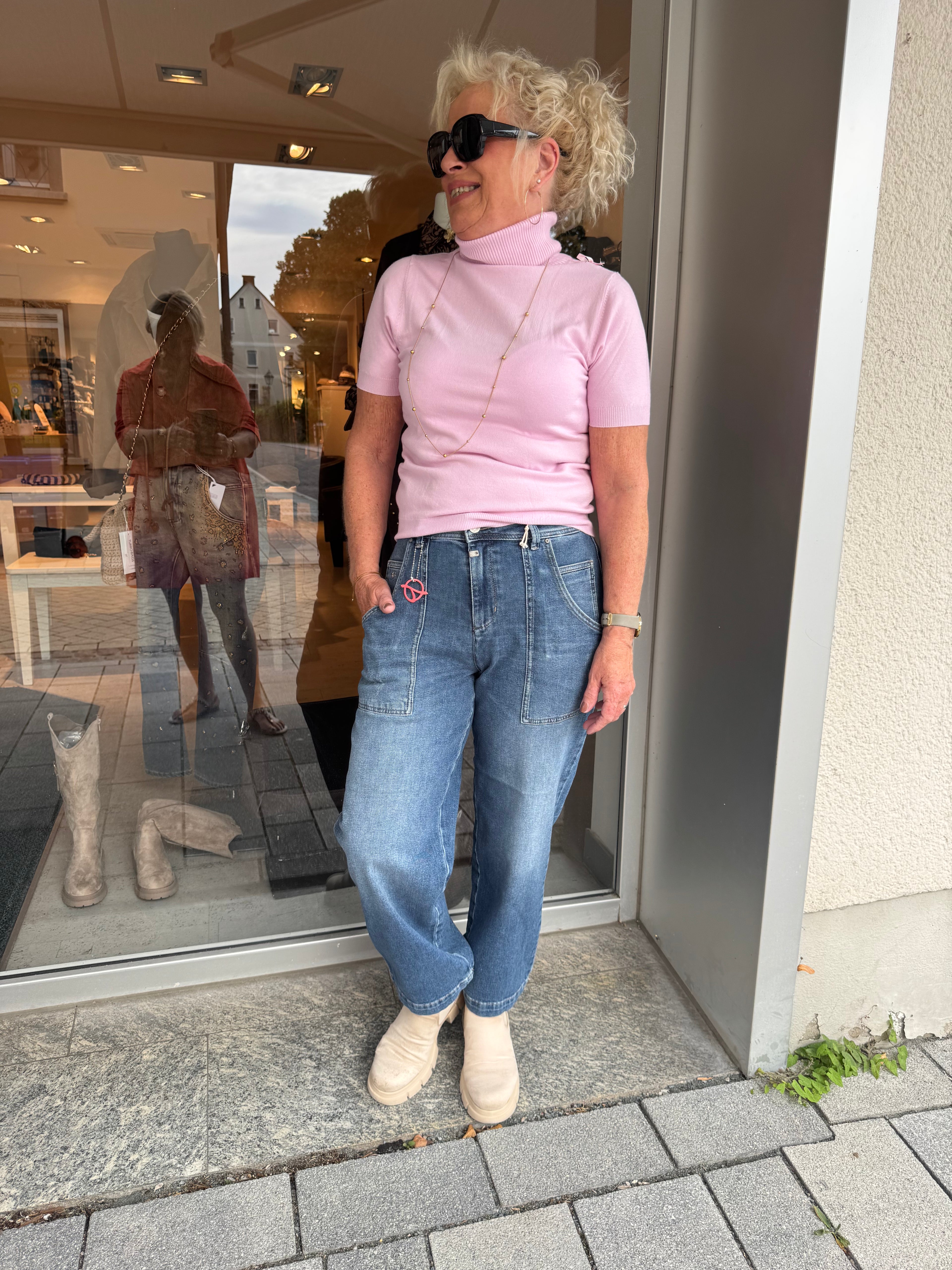 Timezone Barrel Jeans mit aufgesetzten Taschen