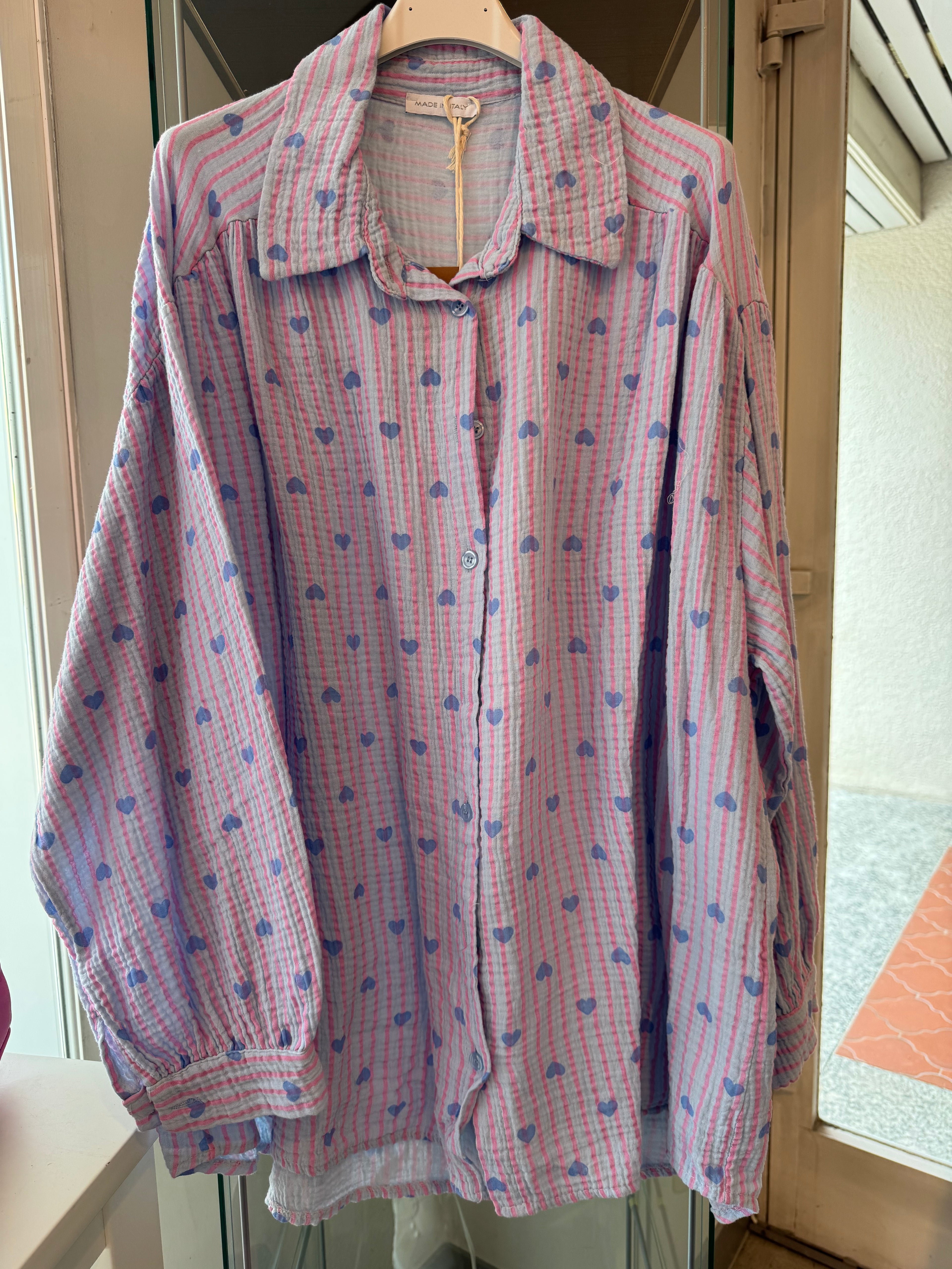 Musselinbluse mit Herzchen