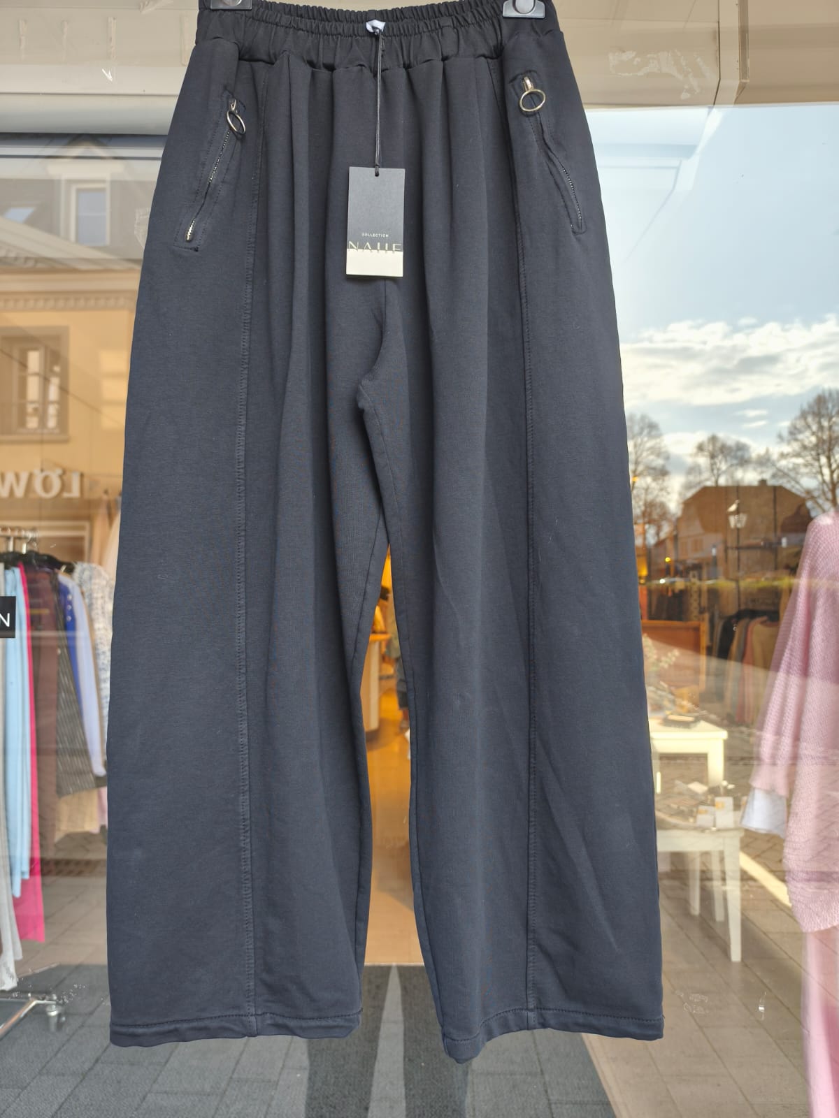 Baumwolljogpant mit seitlichen Reisverschlüssen