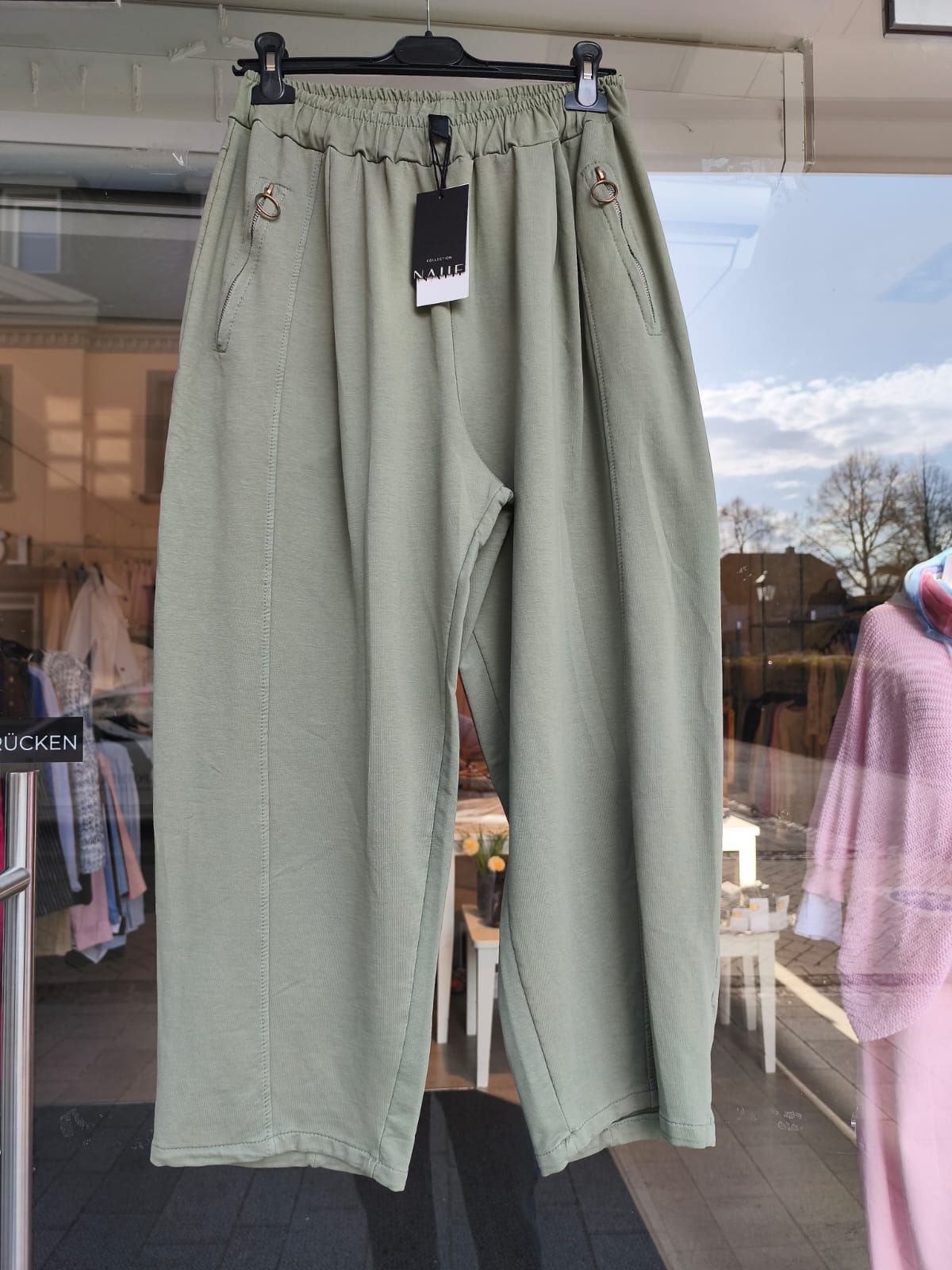 Baumwolljogpant mit seitlichen Reisverschlüssen