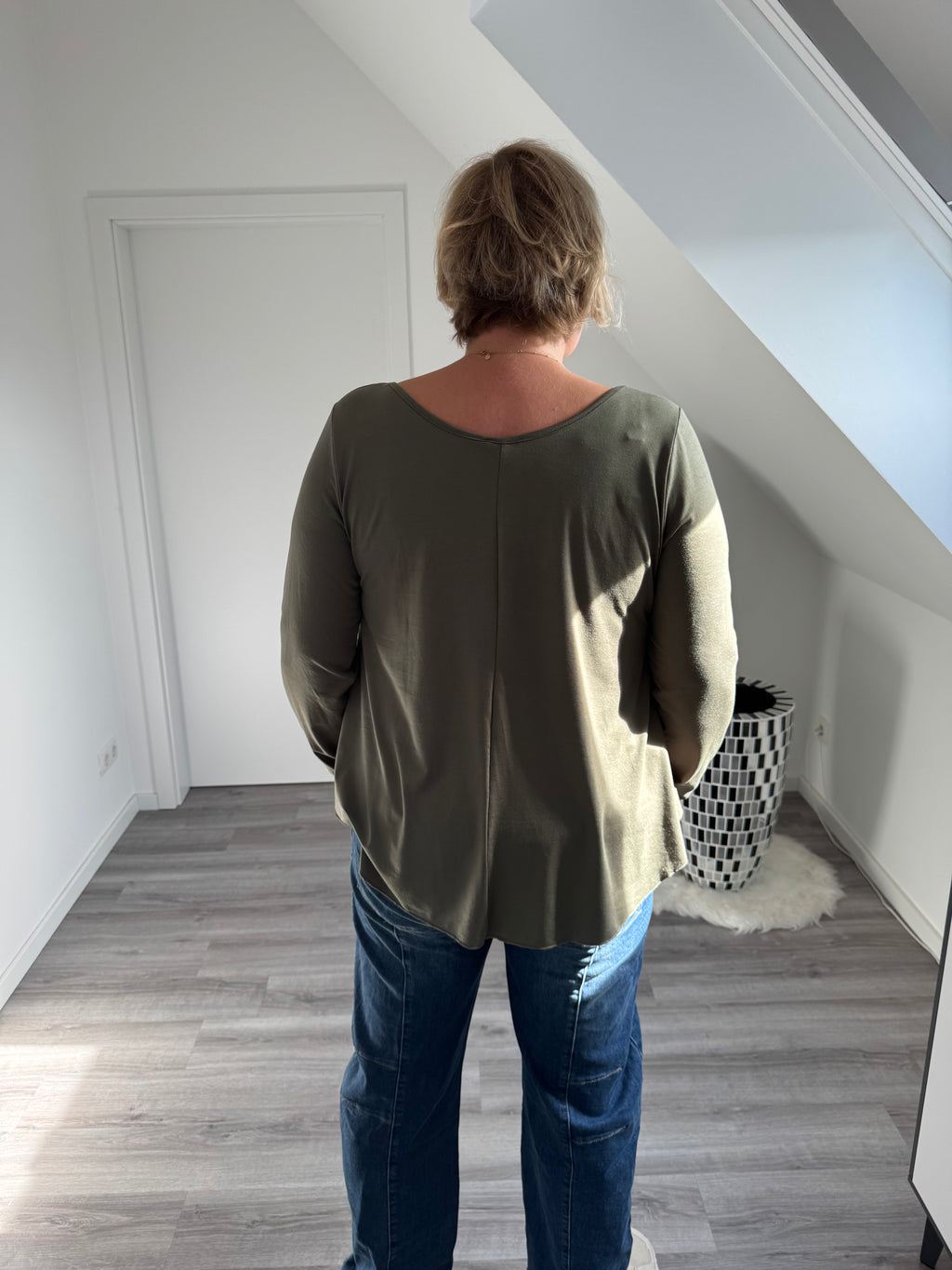 Basic Viskose Shirt in A Form