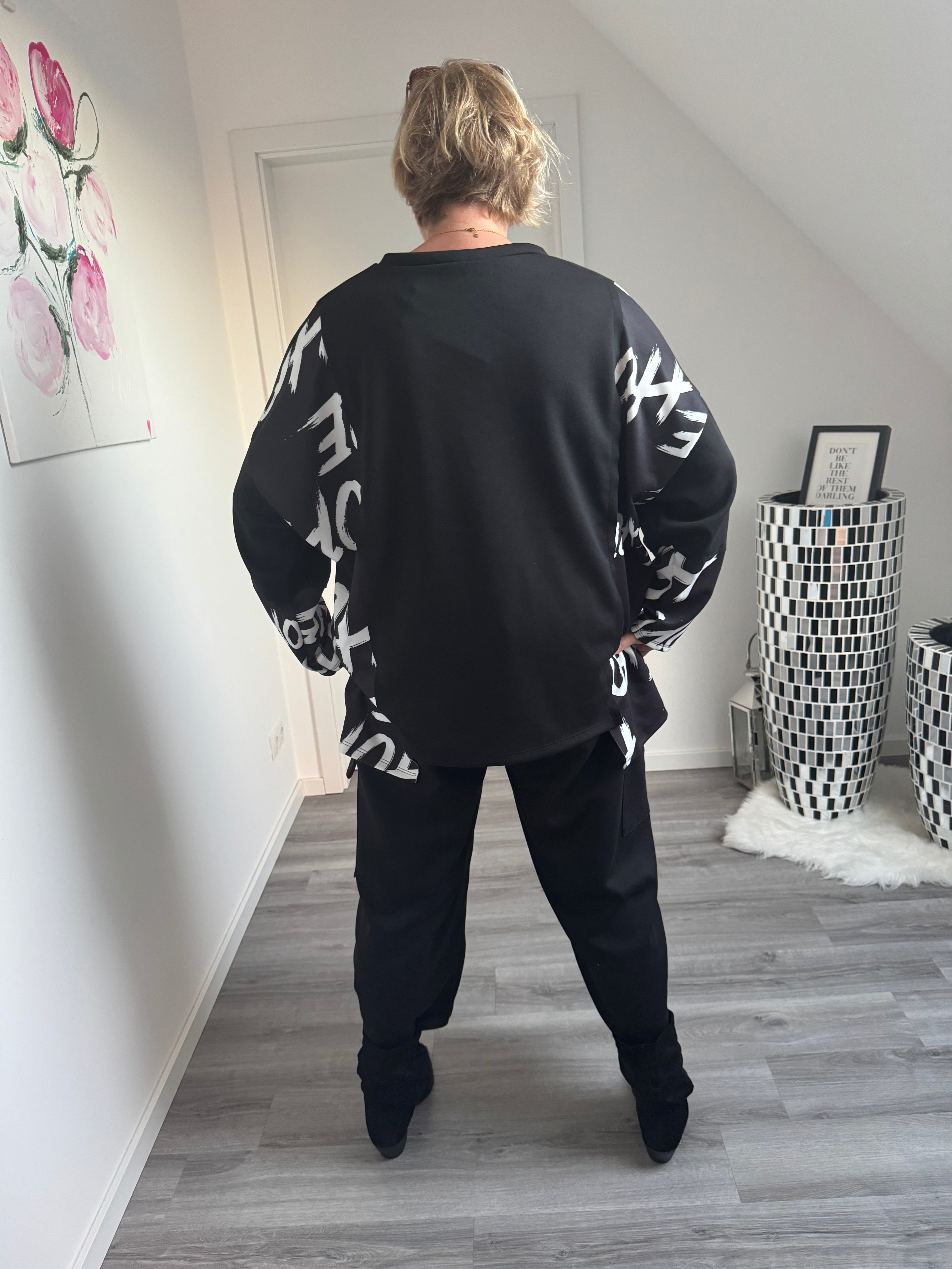 Mega Zweiteiler black & white im Curvy Style
