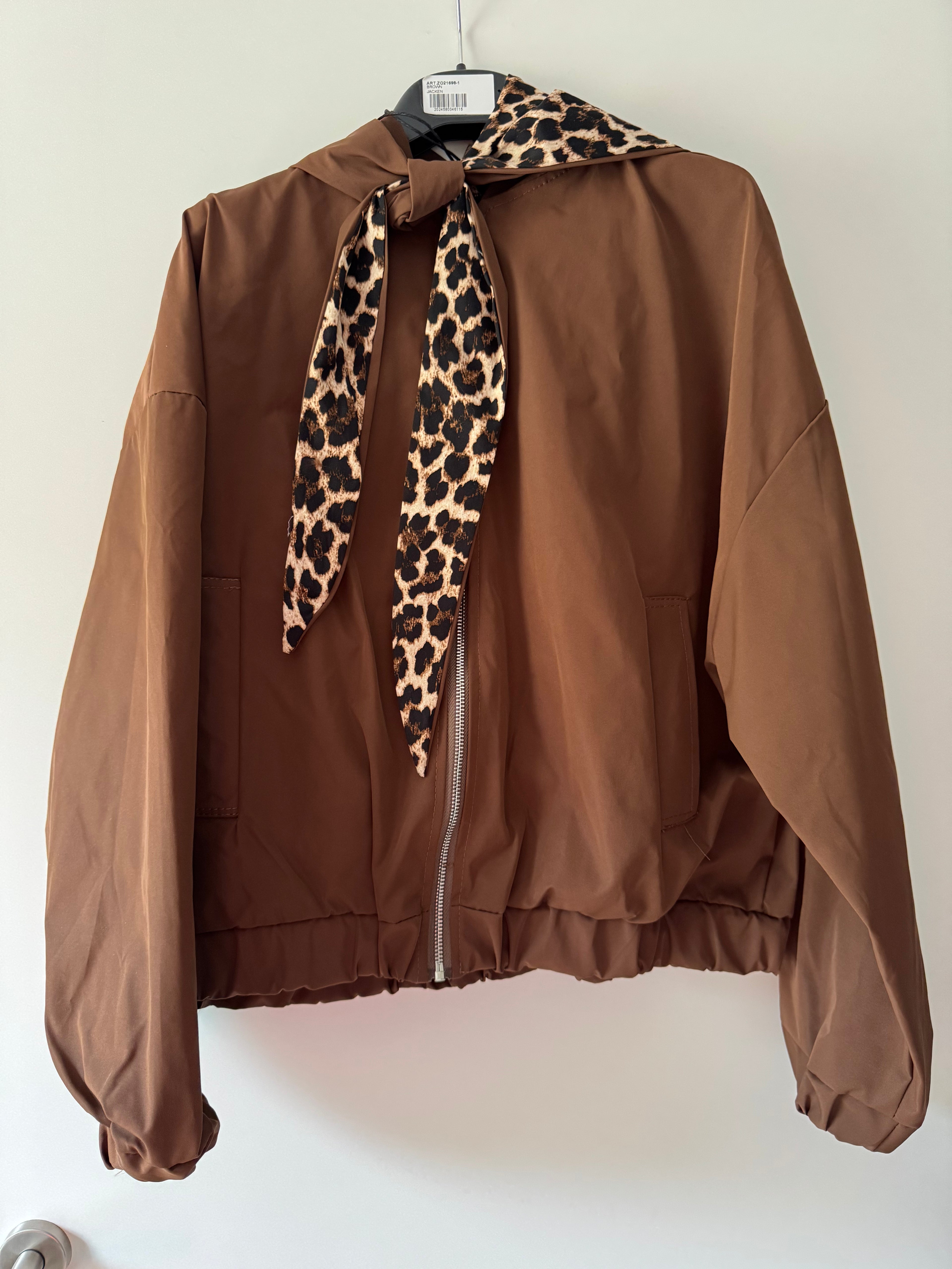 Leo Wendejacke Wild chic