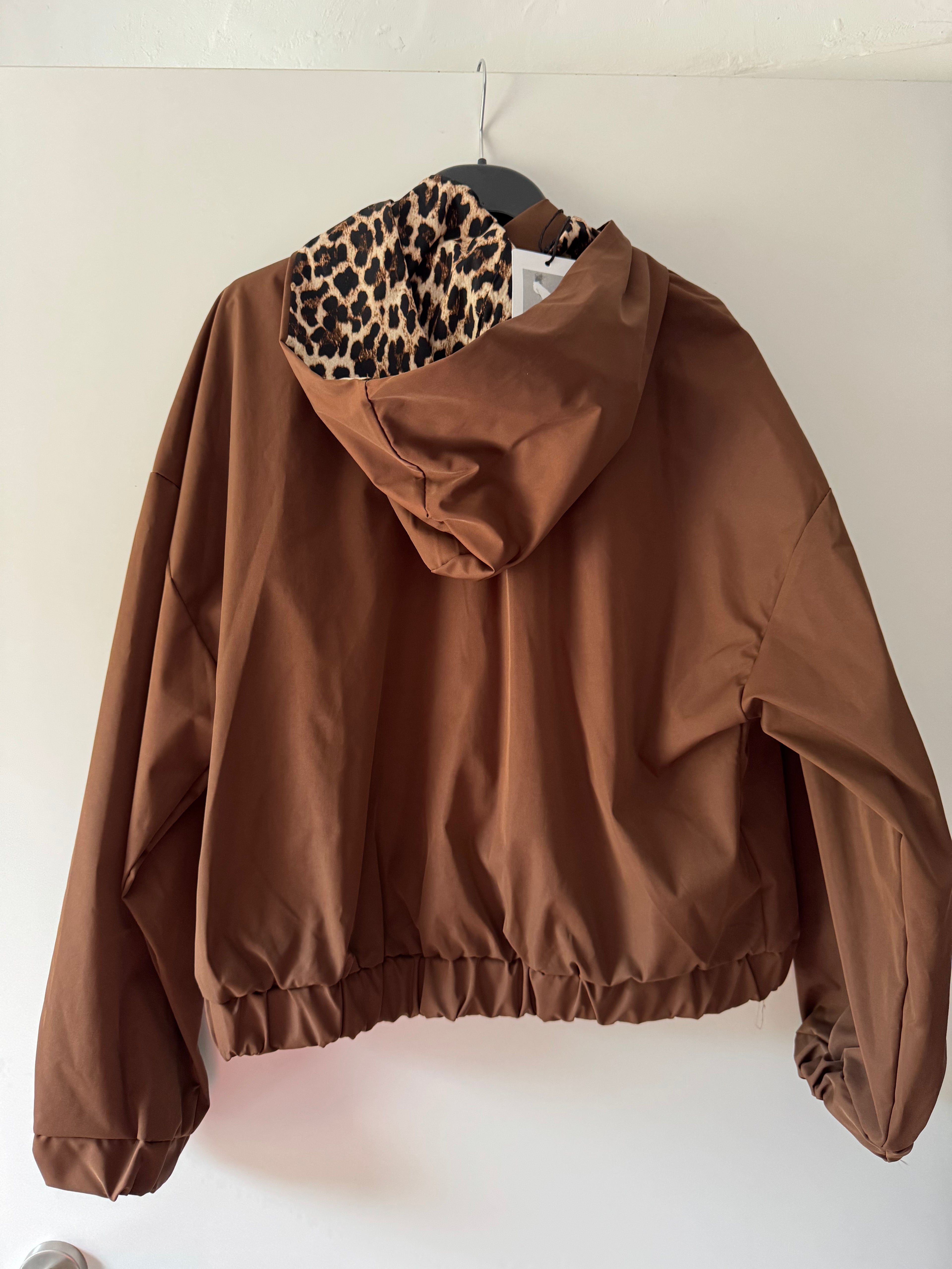 Leo Wendejacke Wild chic