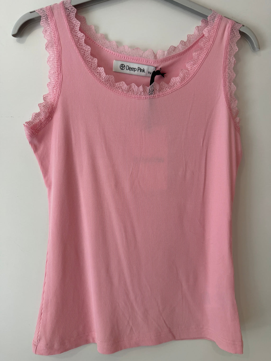 Kleines Viskose Top mit Spitze