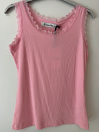 Kleines Viskose Top mit Spitze