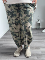 Camouflage Ballonhose Nahaufnahme