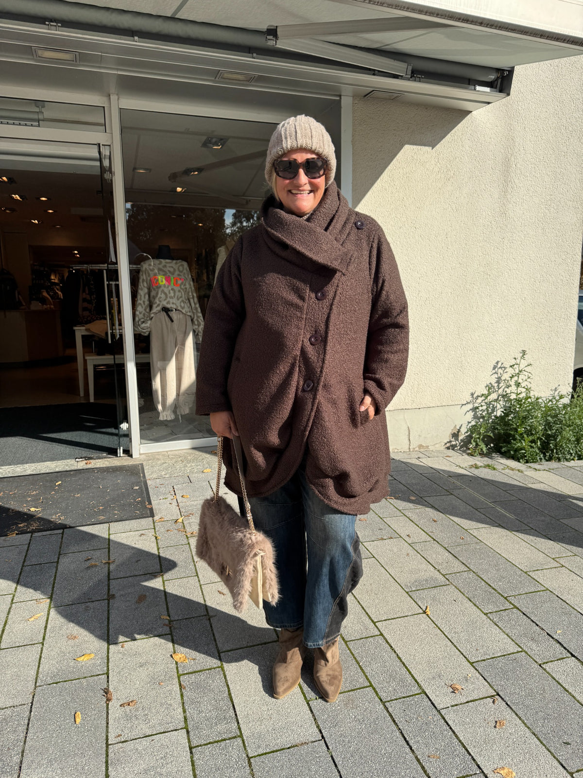 Curvy Teddymantel Braun Gesamtansicht